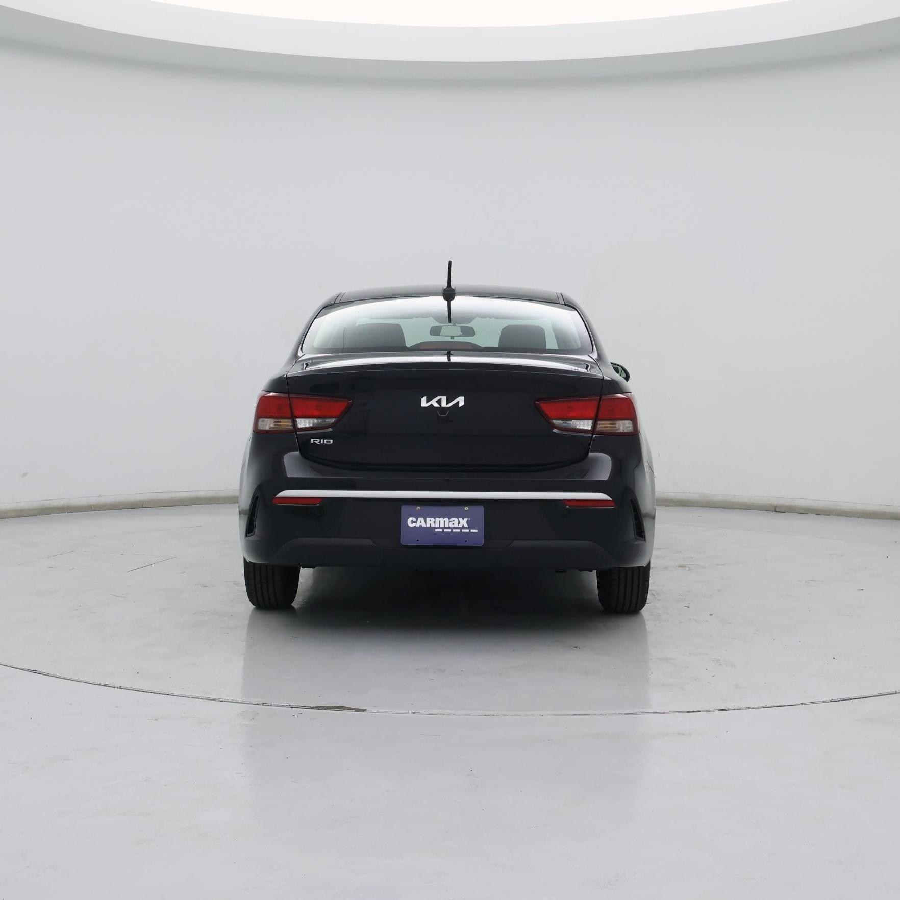 Thumbnail: 2022 Kia Rio - 6