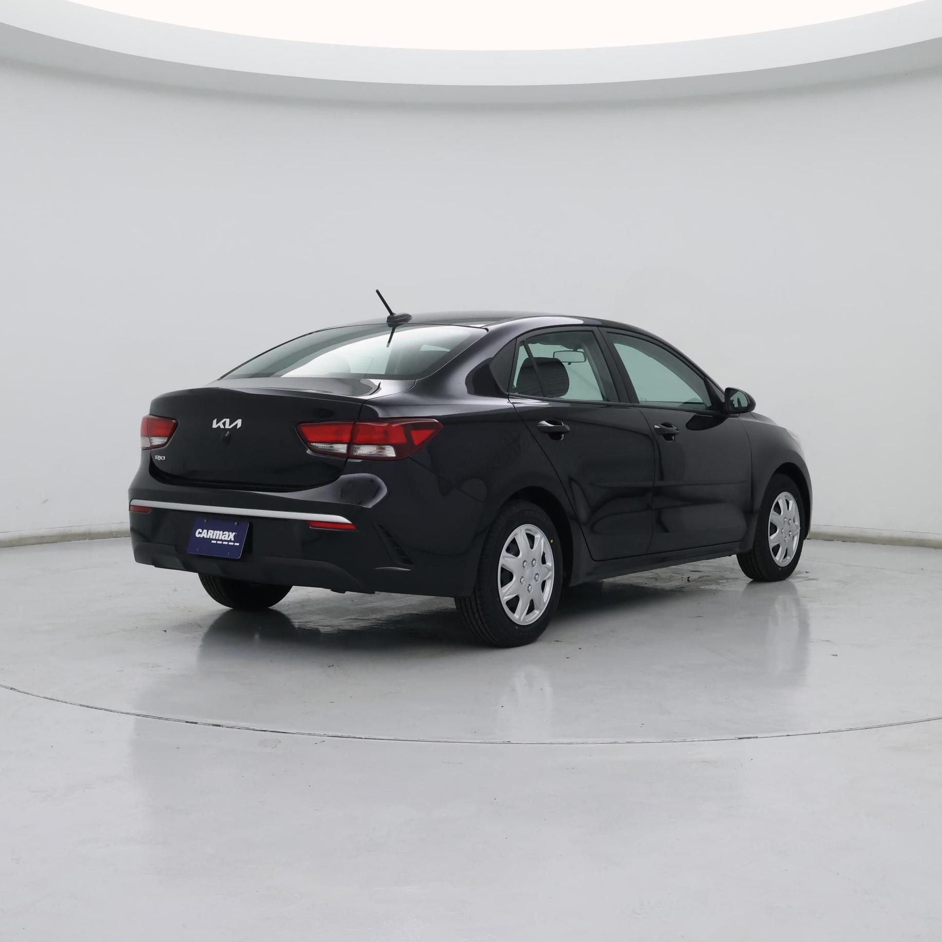 Thumbnail: 2022 Kia Rio - 8