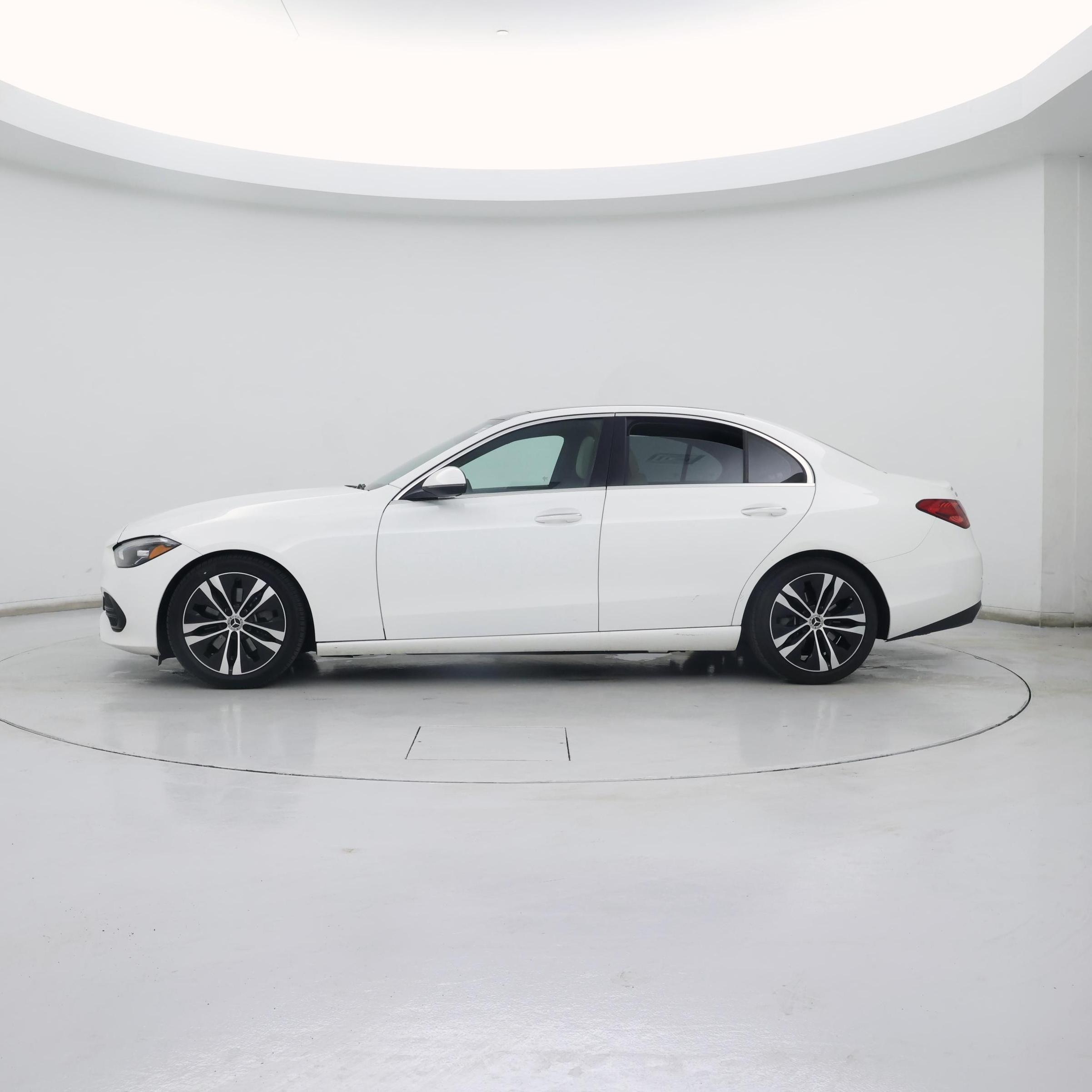 Thumbnail: 2022 Mercedes-Benz C-Class - 3