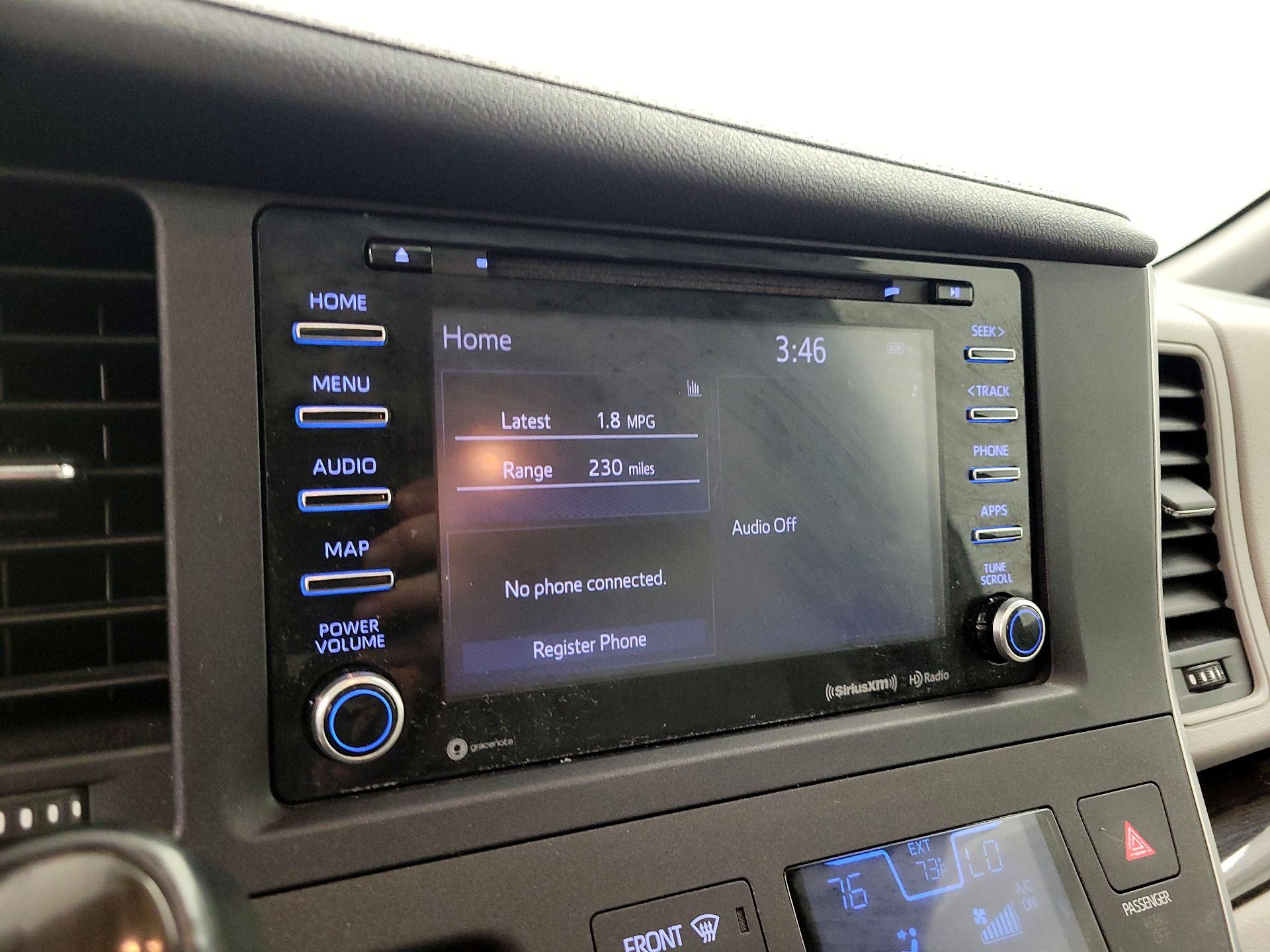 Thumbnail: 2020 Toyota Sienna - 16