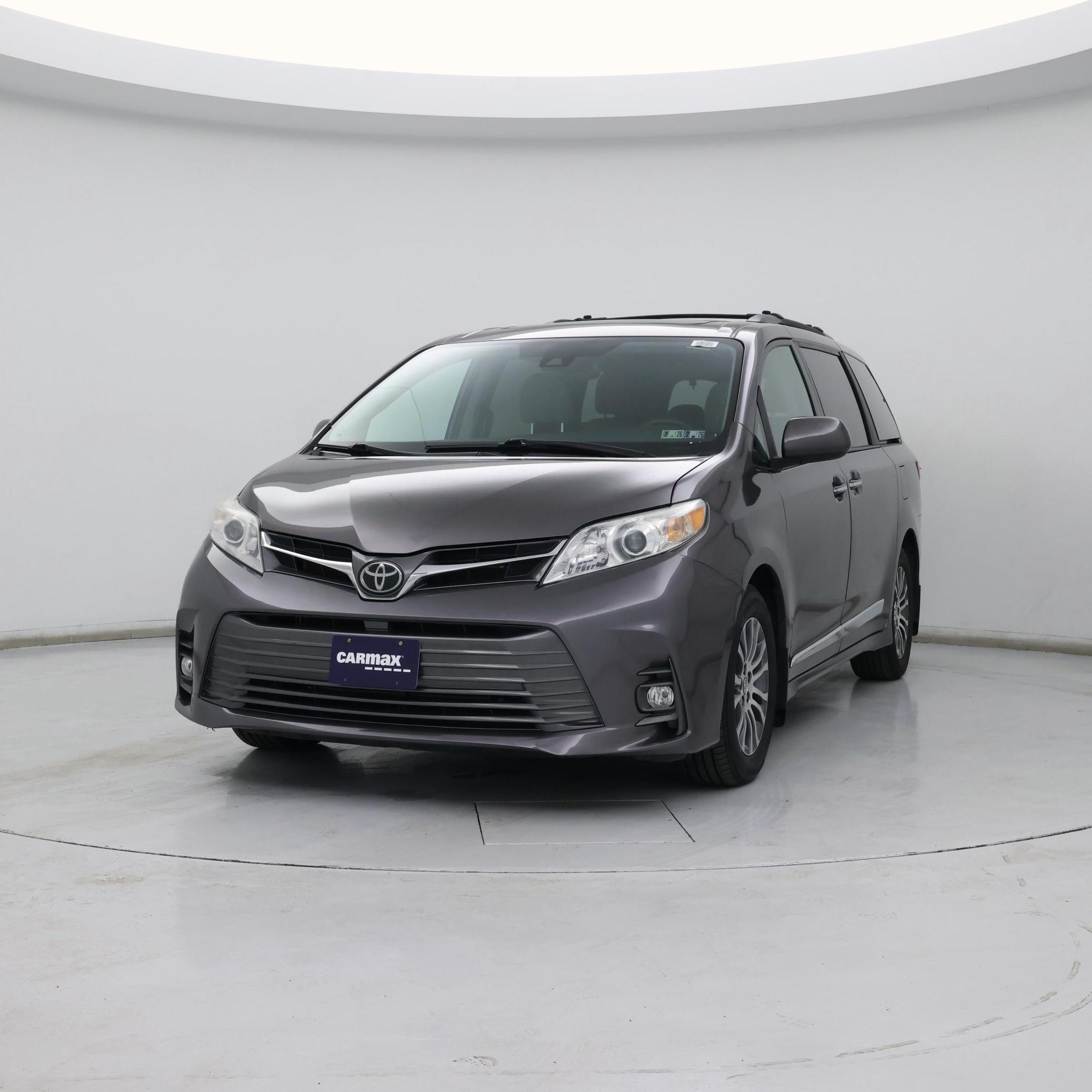 Thumbnail: 2020 Toyota Sienna - 4