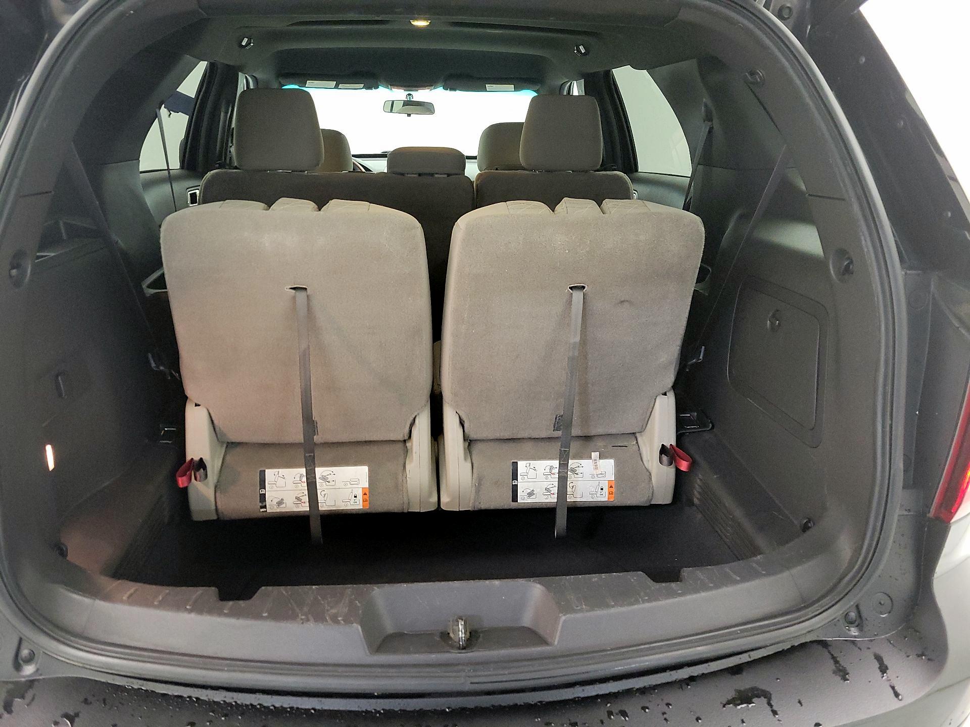 Thumbnail: 2015 Ford Explorer - 19