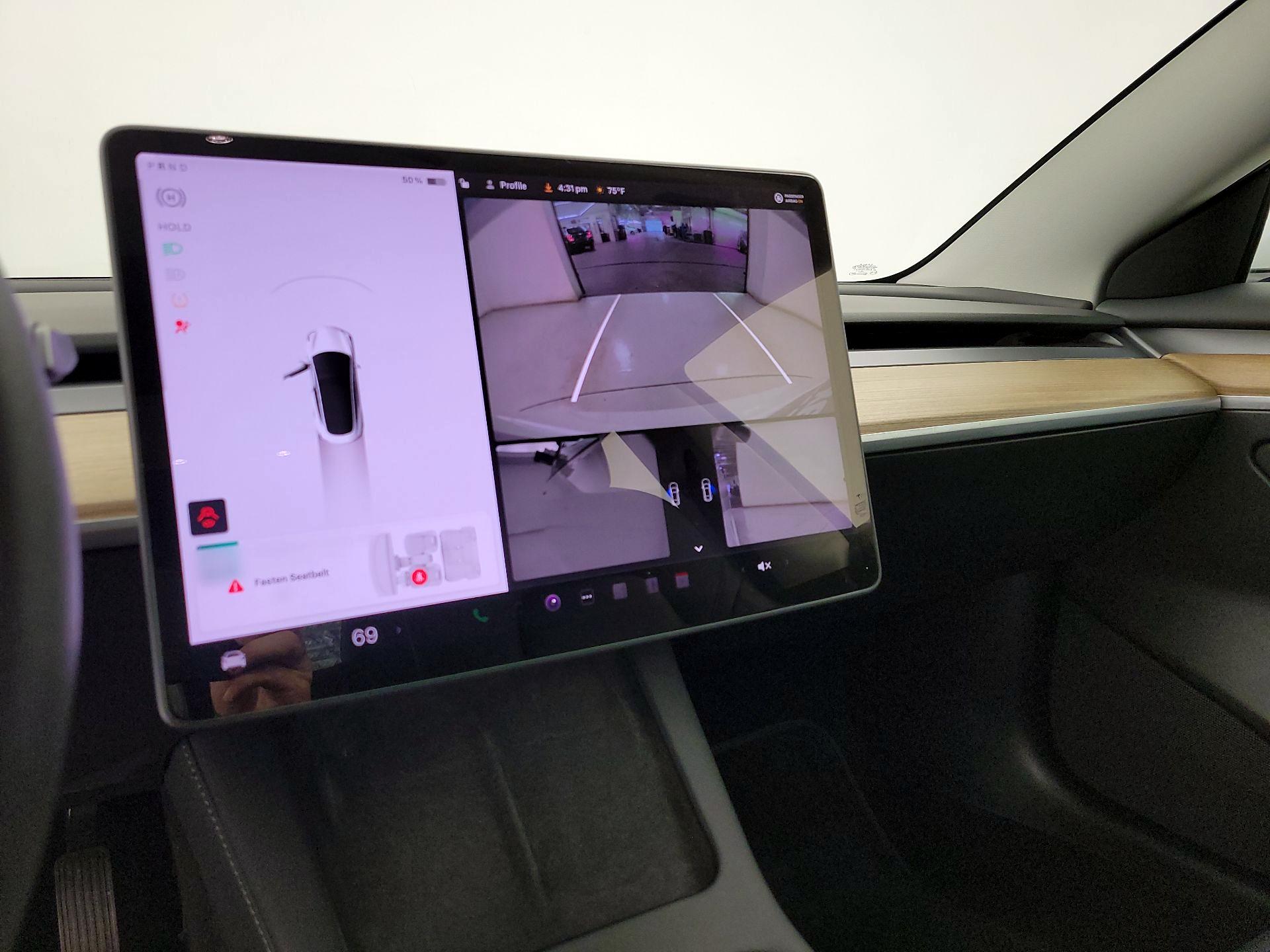 Thumbnail: 2022 Tesla Model 3 - 14