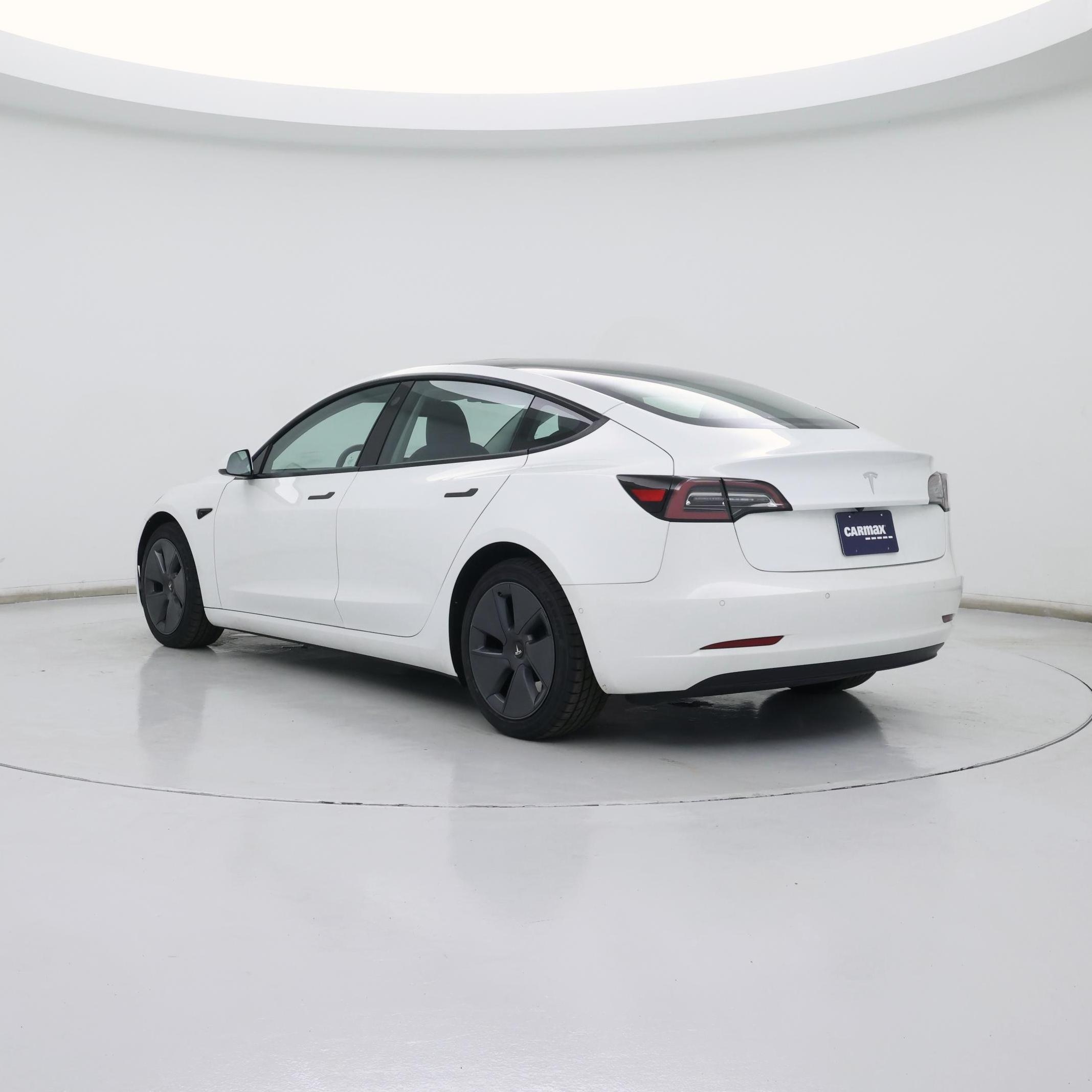 Thumbnail: 2022 Tesla Model 3 - 2