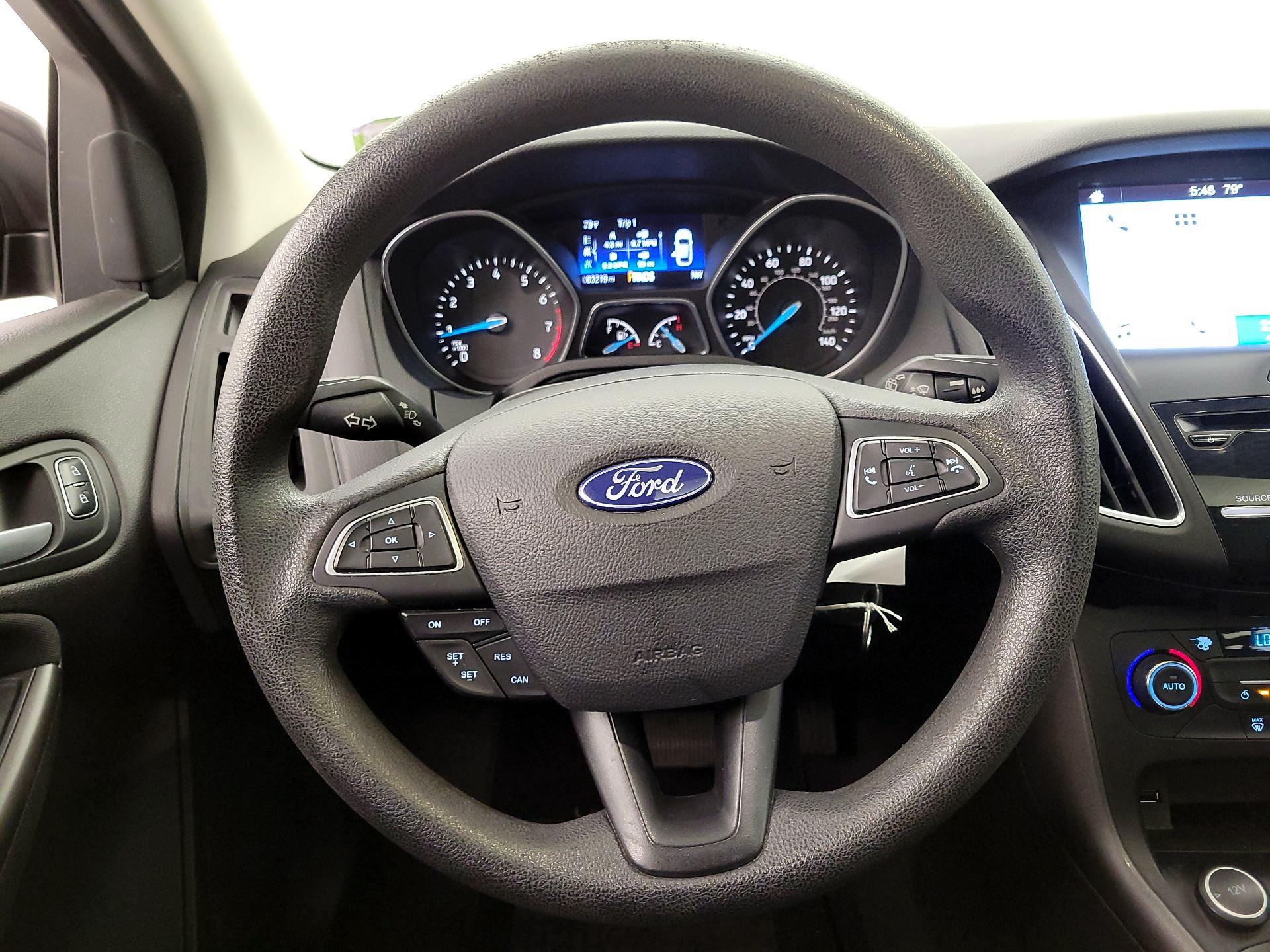 Thumbnail: 2017 Ford Focus - 10