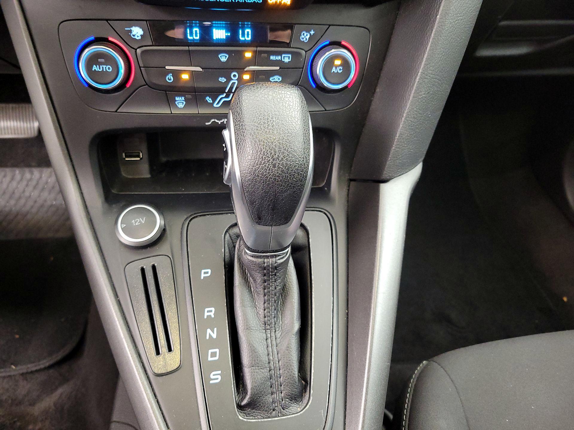 Thumbnail: 2017 Ford Focus - 18