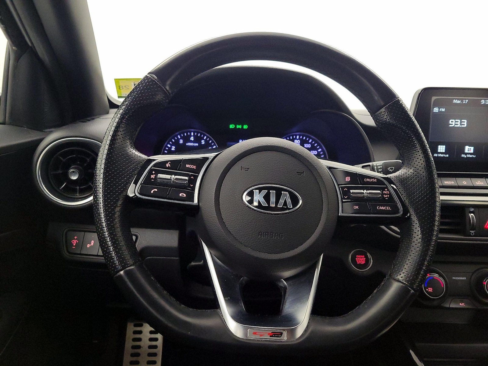 2021 Kia Forte GT-Line - Photo 11