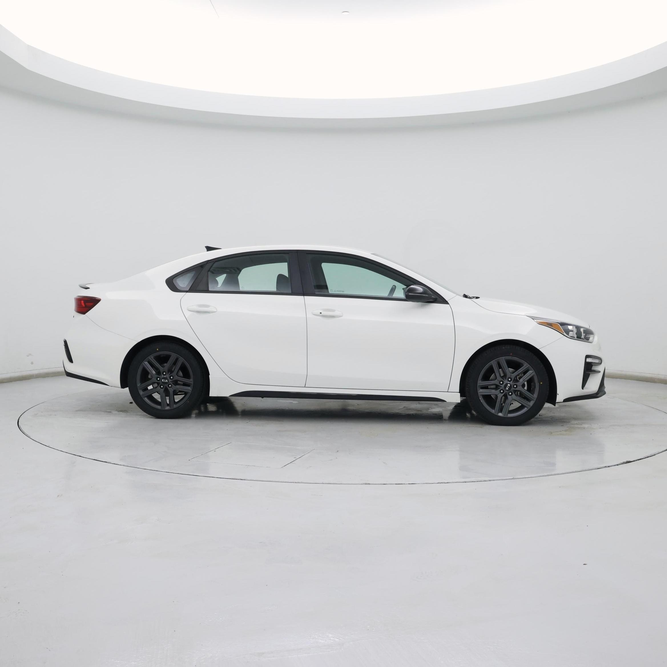 Thumbnail: 2021 Kia Forte - 7