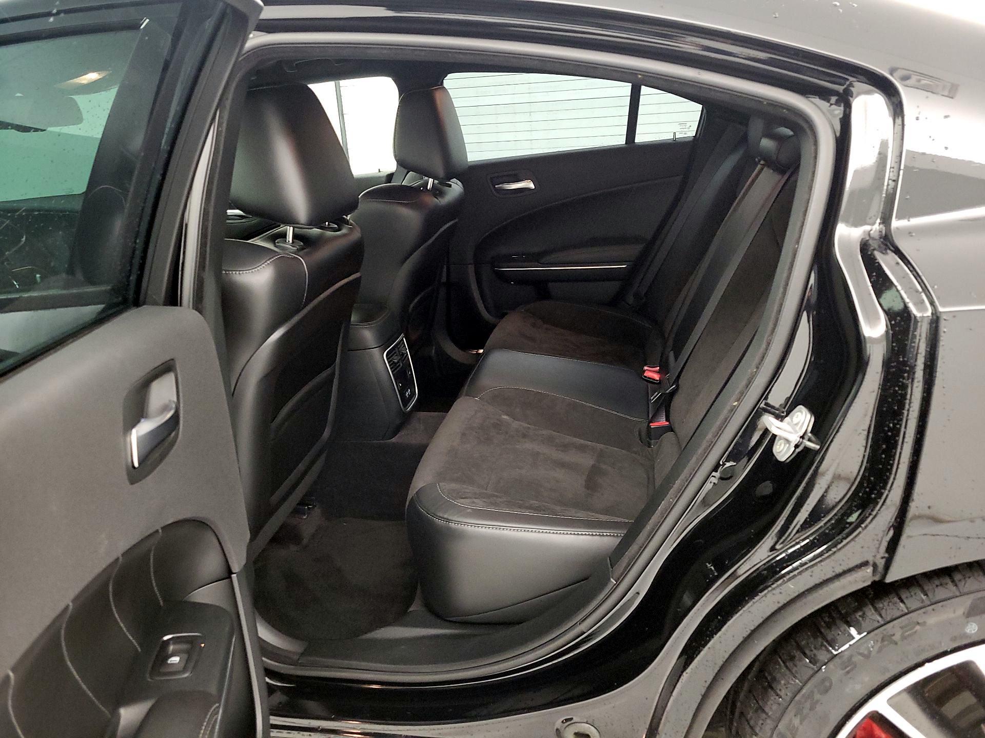 Thumbnail: 2016 Dodge Charger - 20