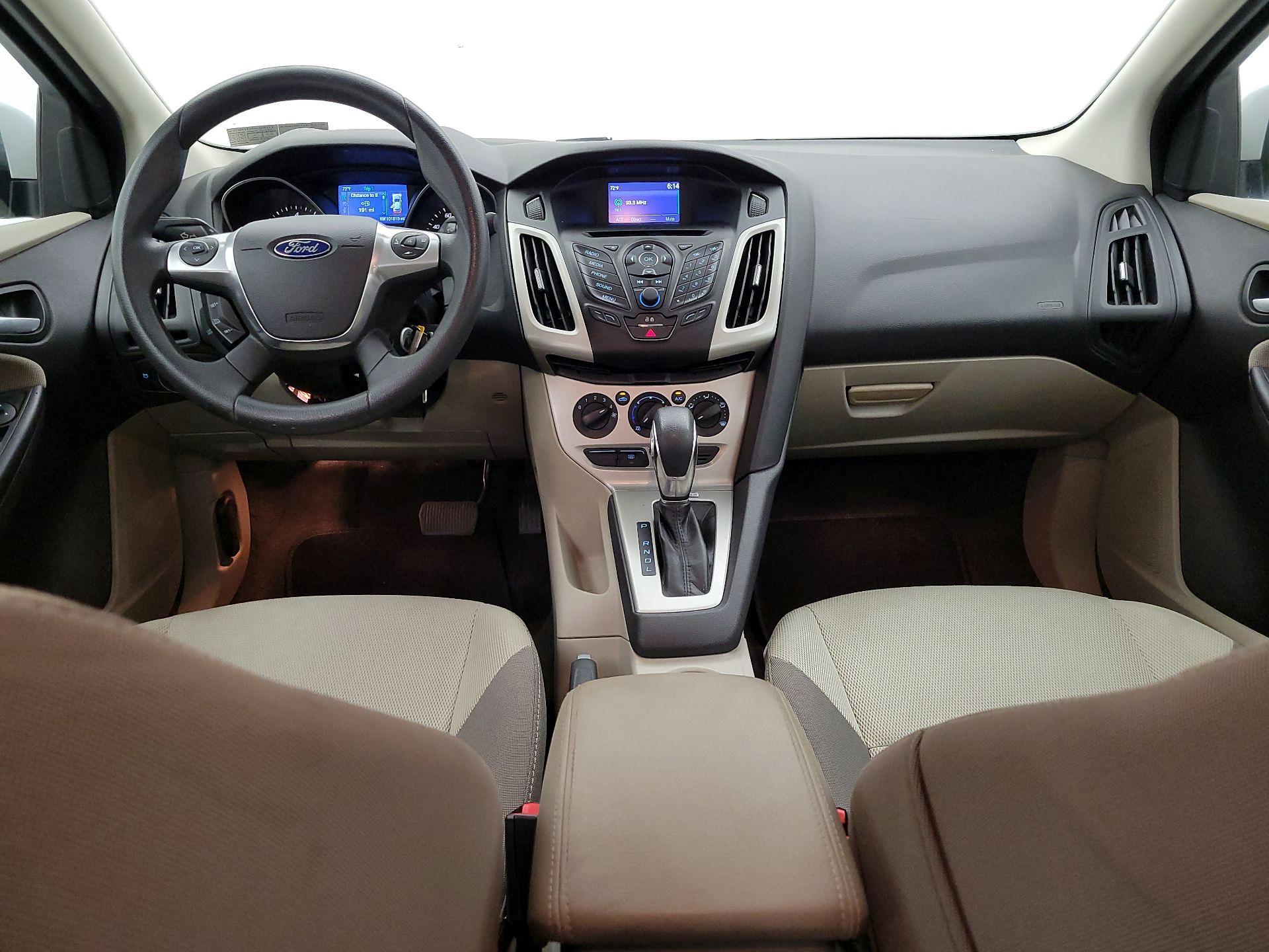 Thumbnail: 2014 Ford Focus - 9