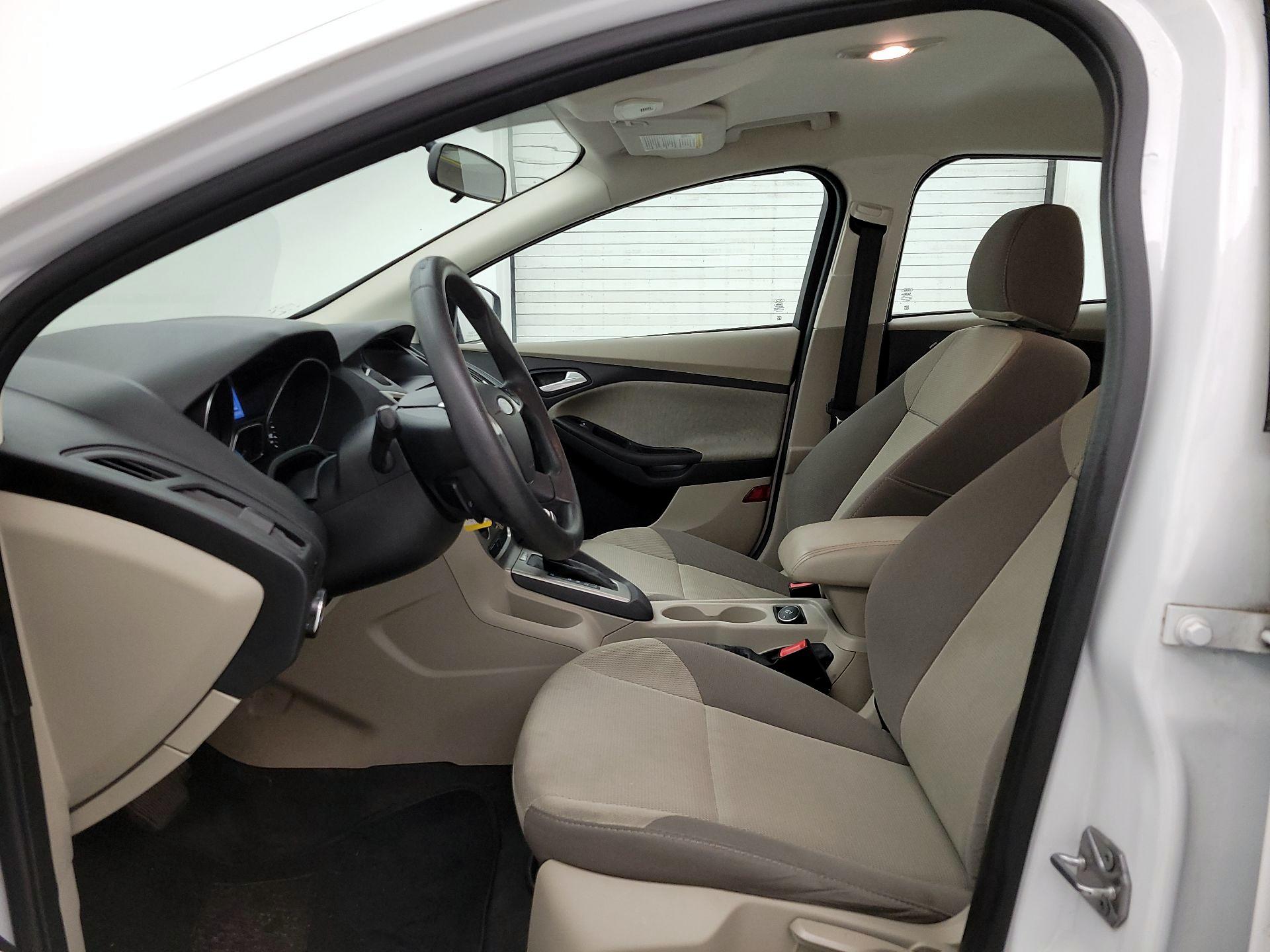 Thumbnail: 2014 Ford Focus - 11