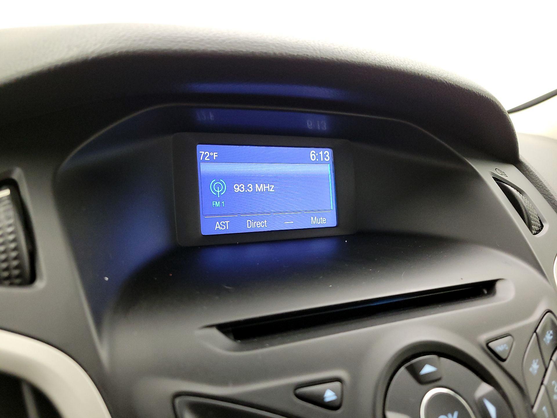 Thumbnail: 2014 Ford Focus - 14