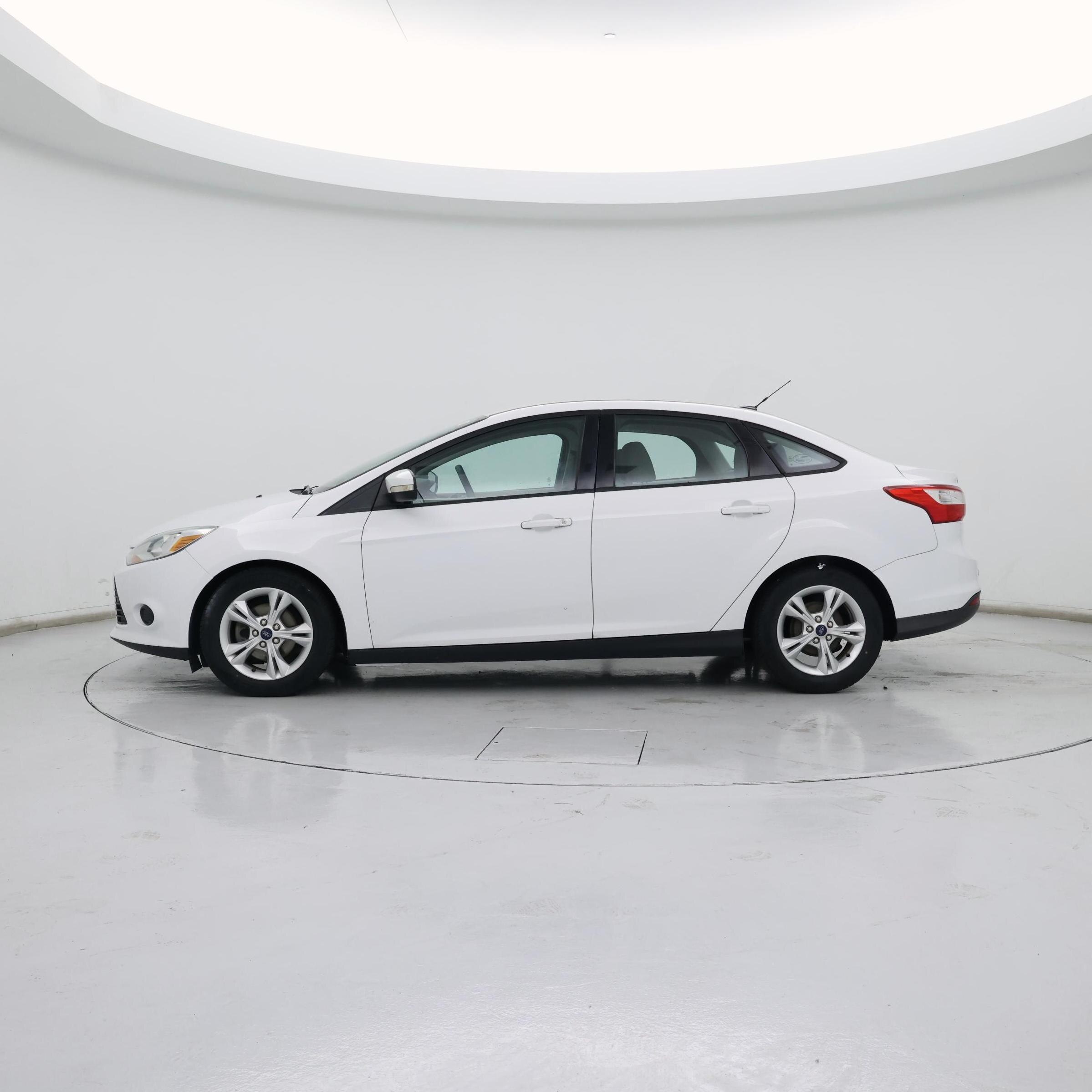 Thumbnail: 2014 Ford Focus - 3