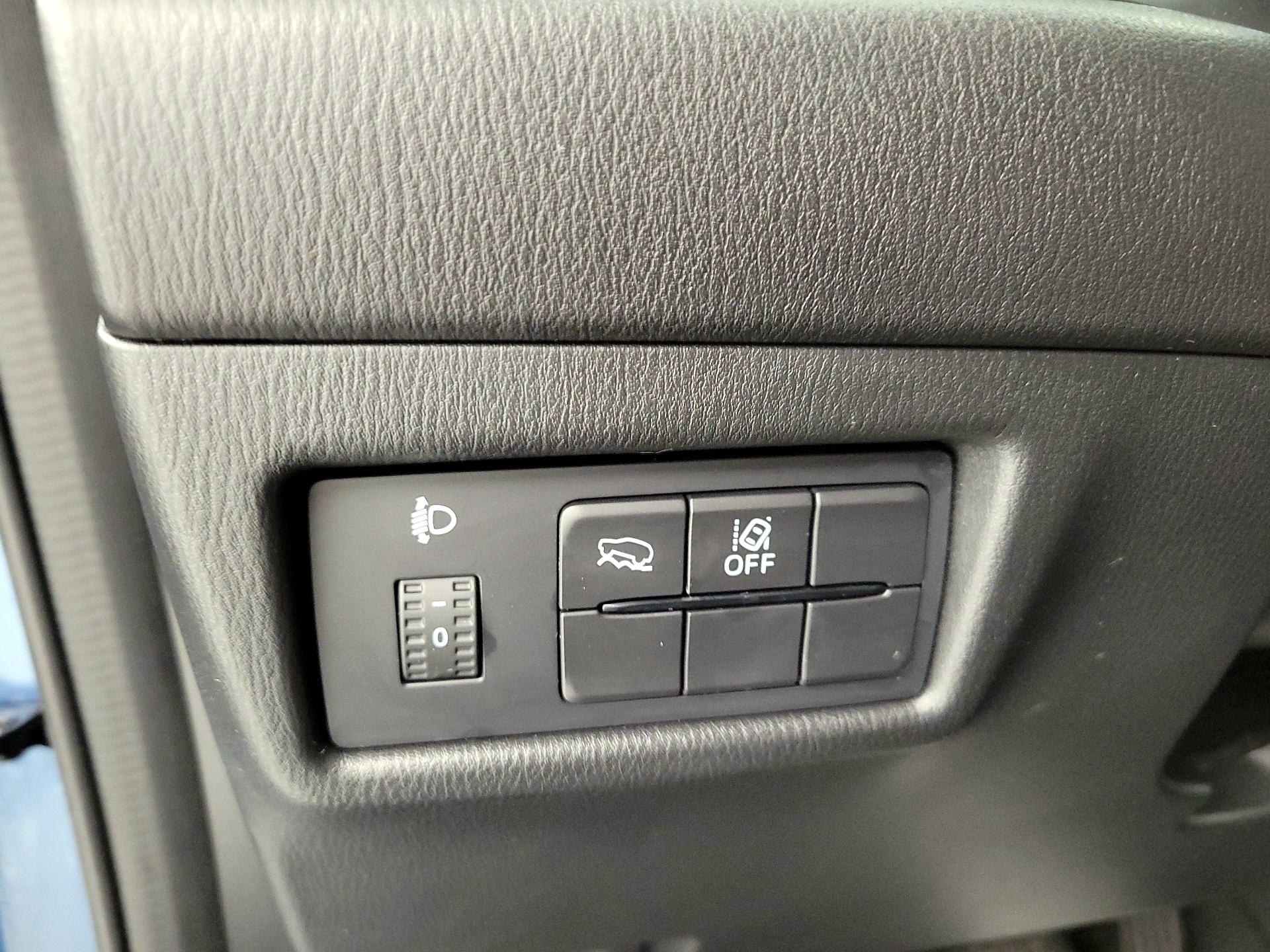 Thumbnail: 2023 Mazda CX-5 - 13