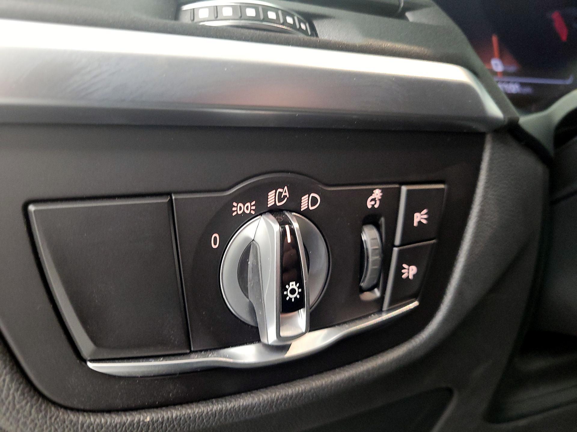 Thumbnail: 2022 BMW X3 - 13