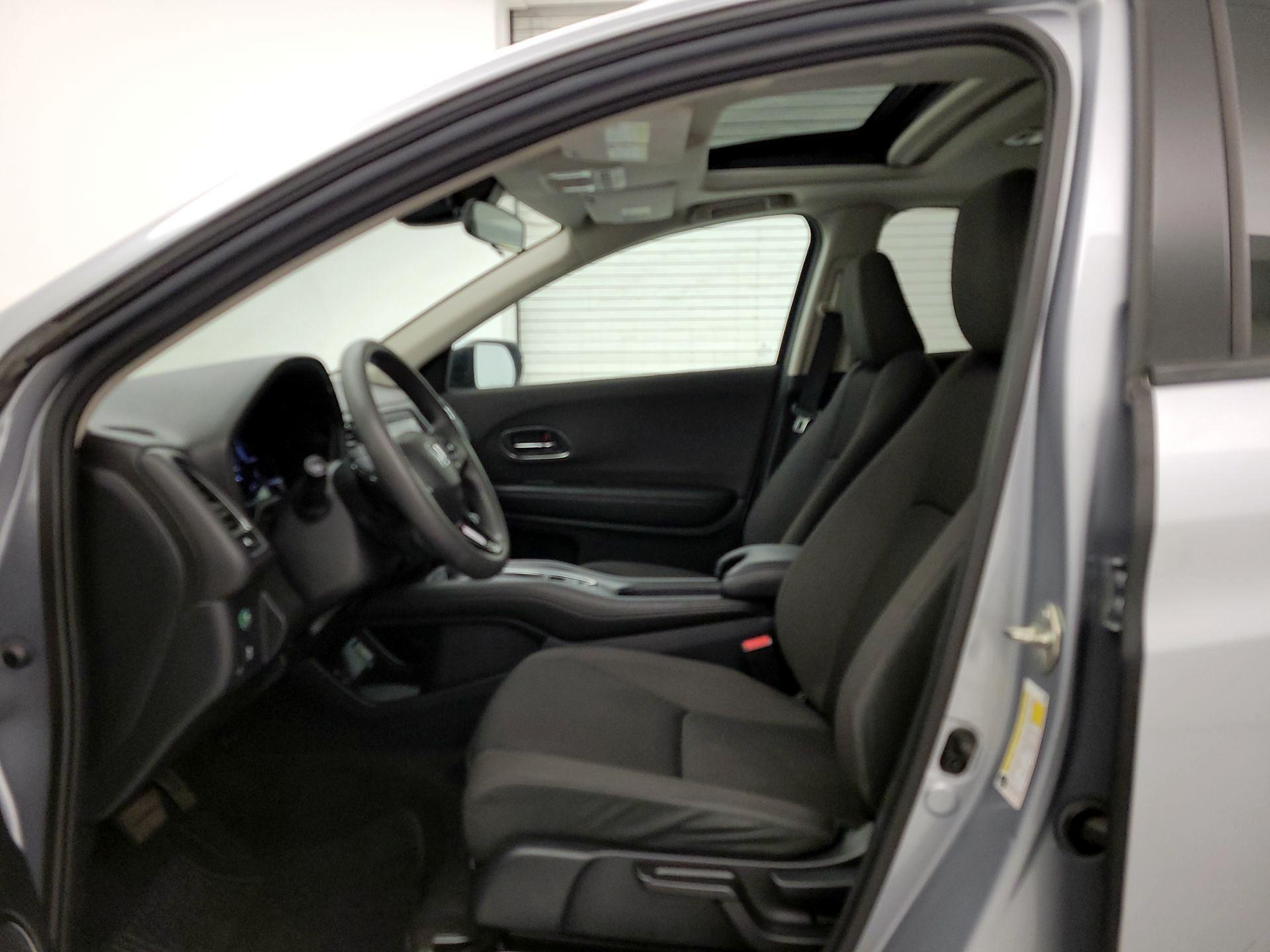 Thumbnail: 2019 Honda HR-V - 11