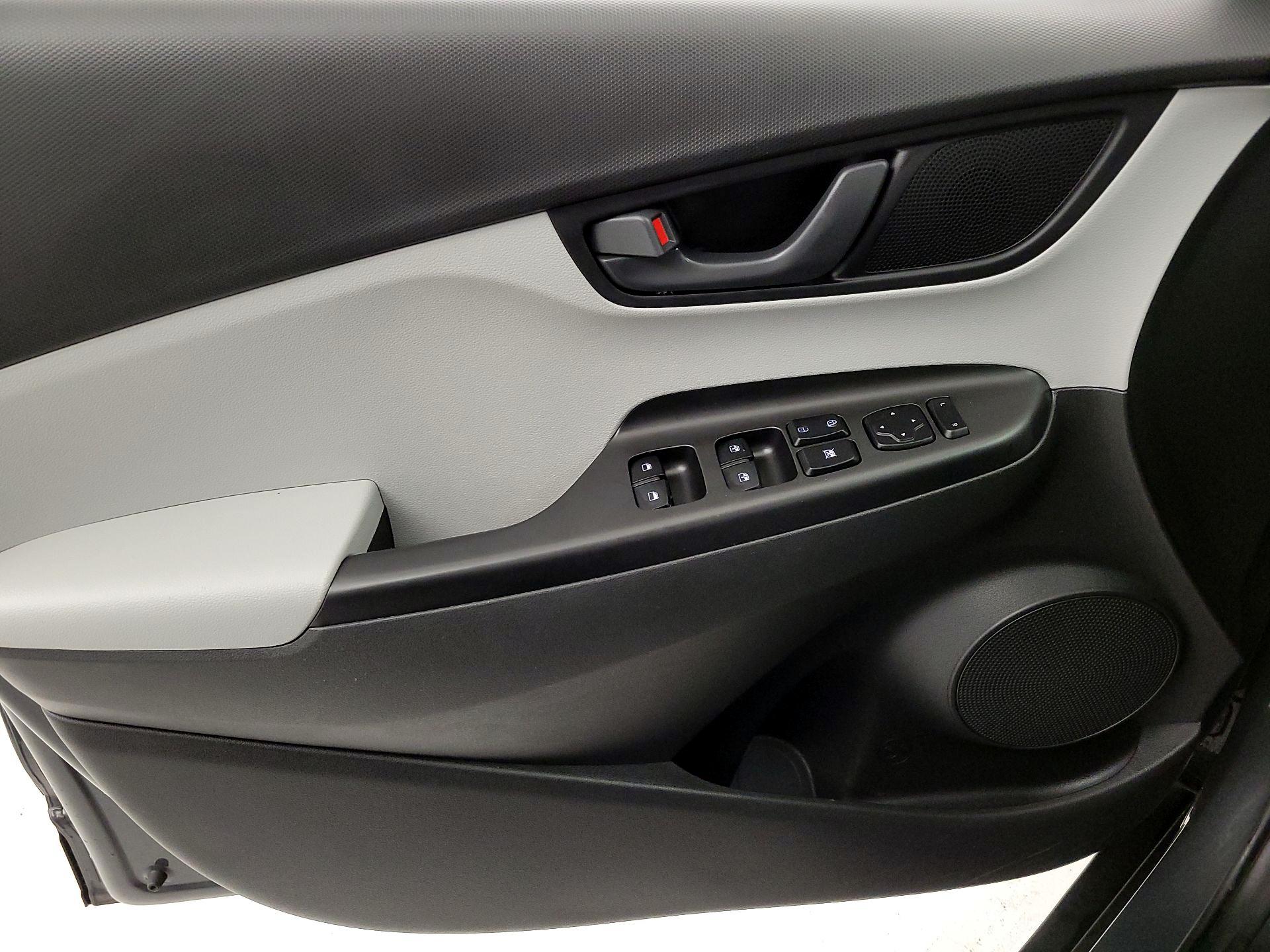 Thumbnail: 2023 Hyundai Kona - 12