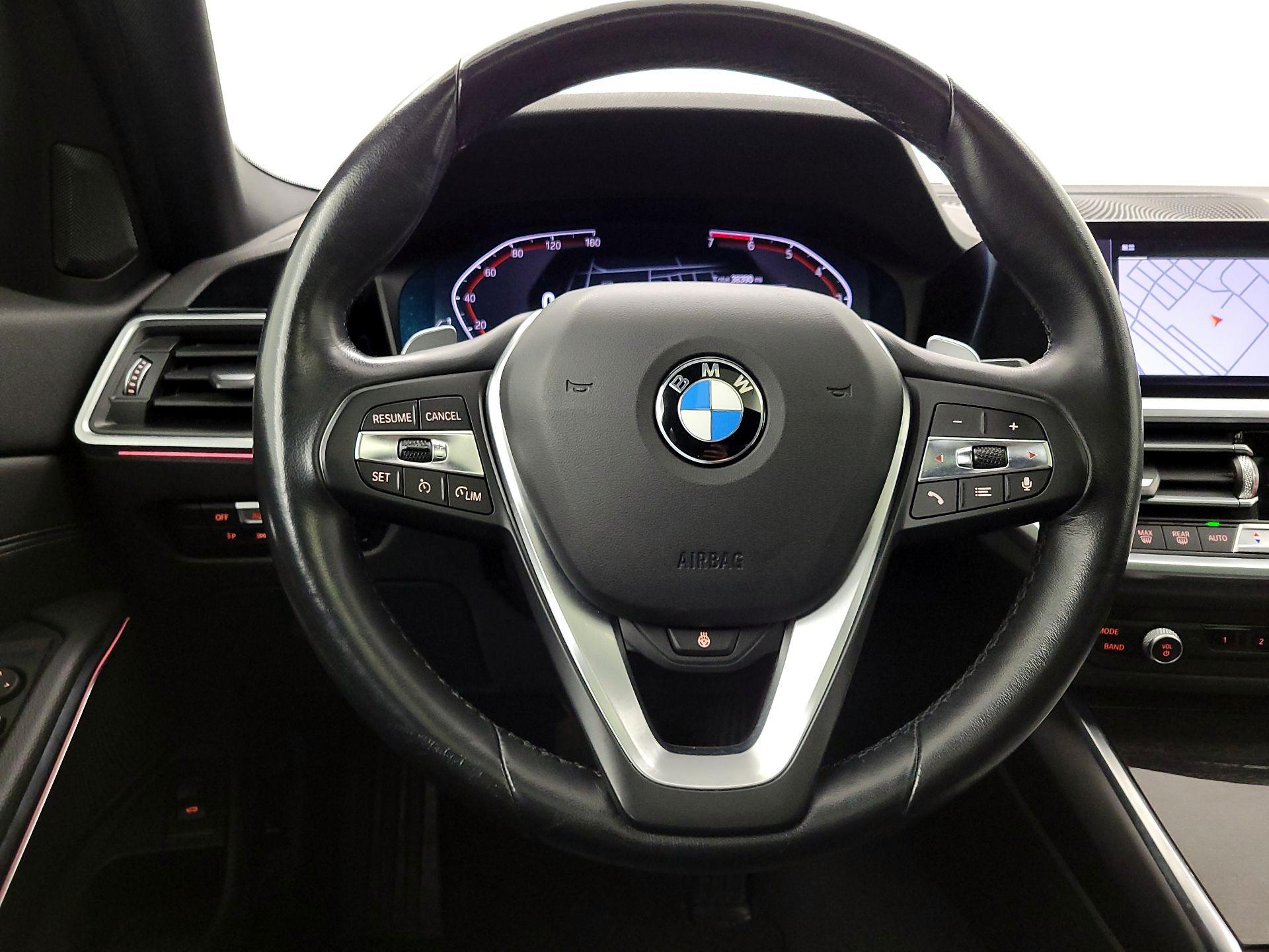 Thumbnail: 2021 BMW 3 Series - 10