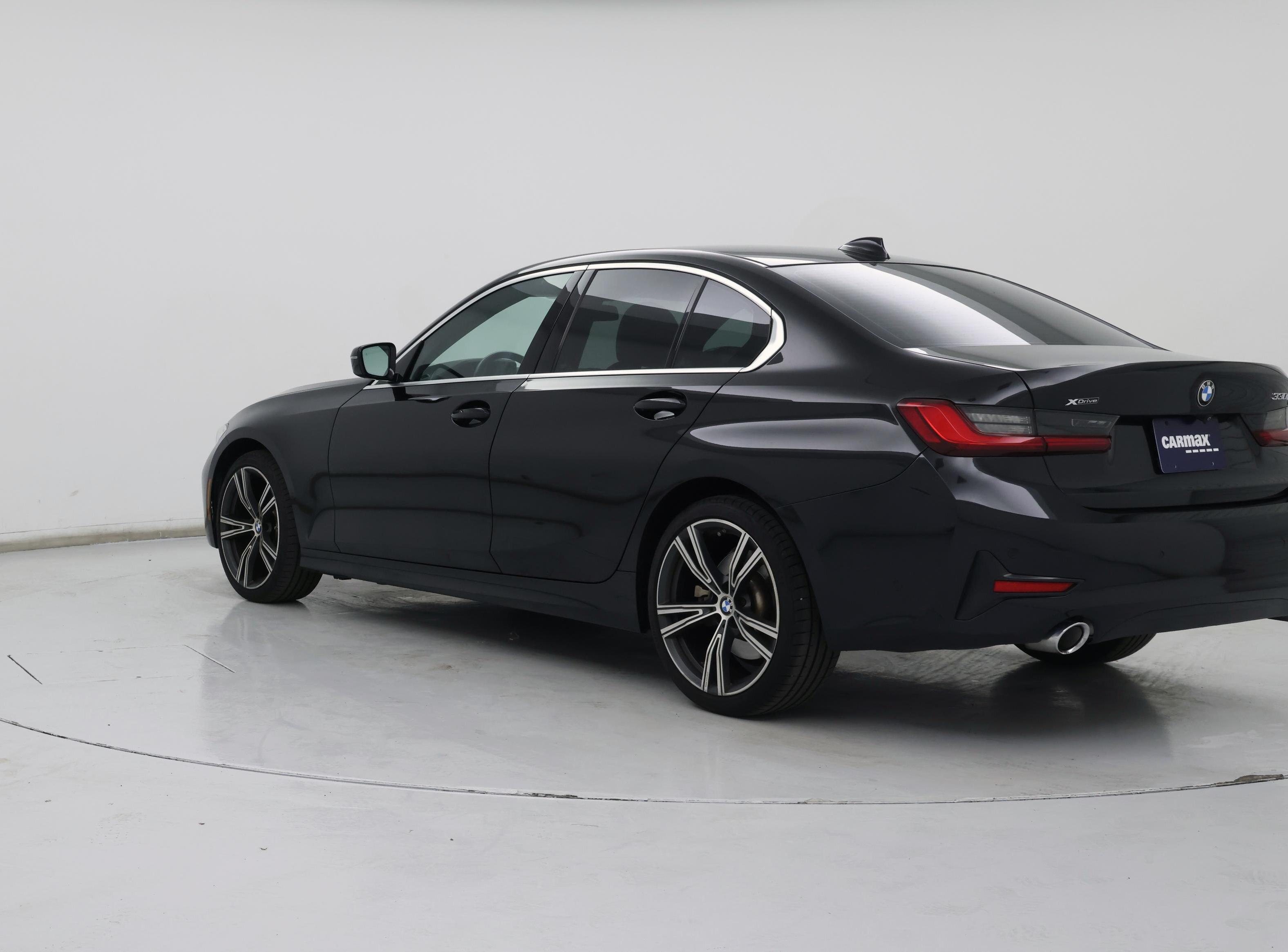 Thumbnail: 2021 BMW 3 Series - 2