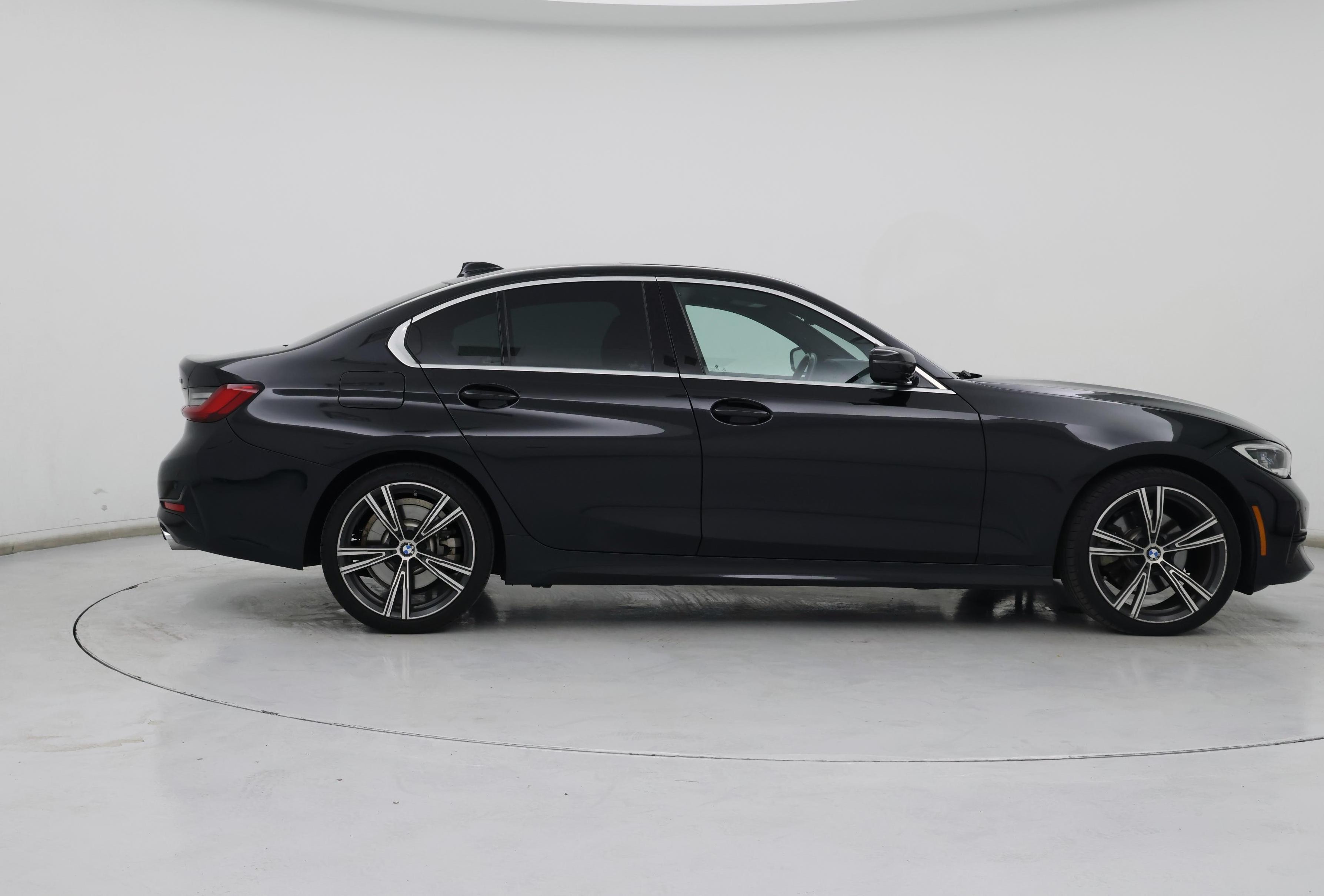 Thumbnail: 2021 BMW 3 Series - 7