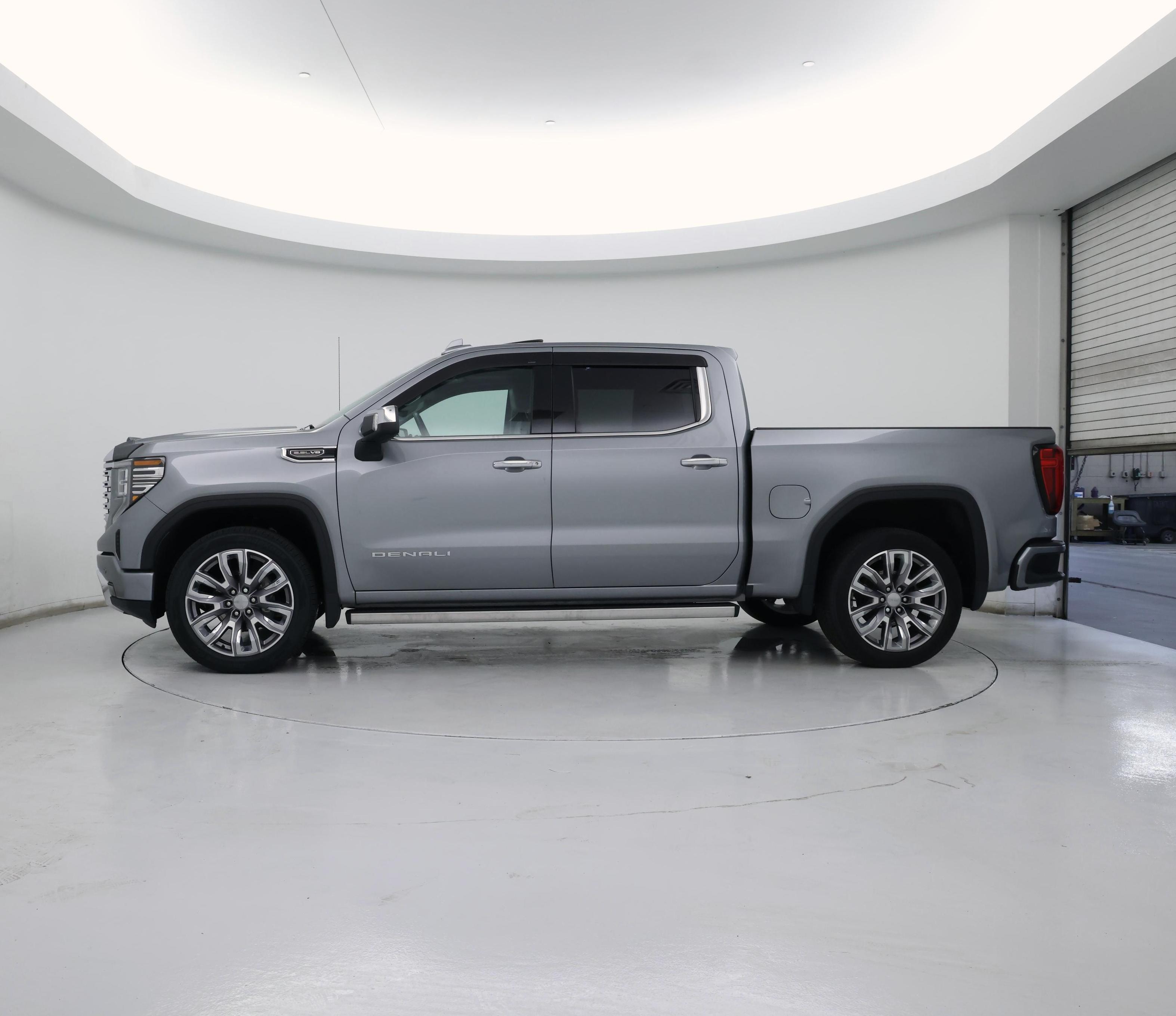 Thumbnail: 2023 GMC Sierra 1500 - 3