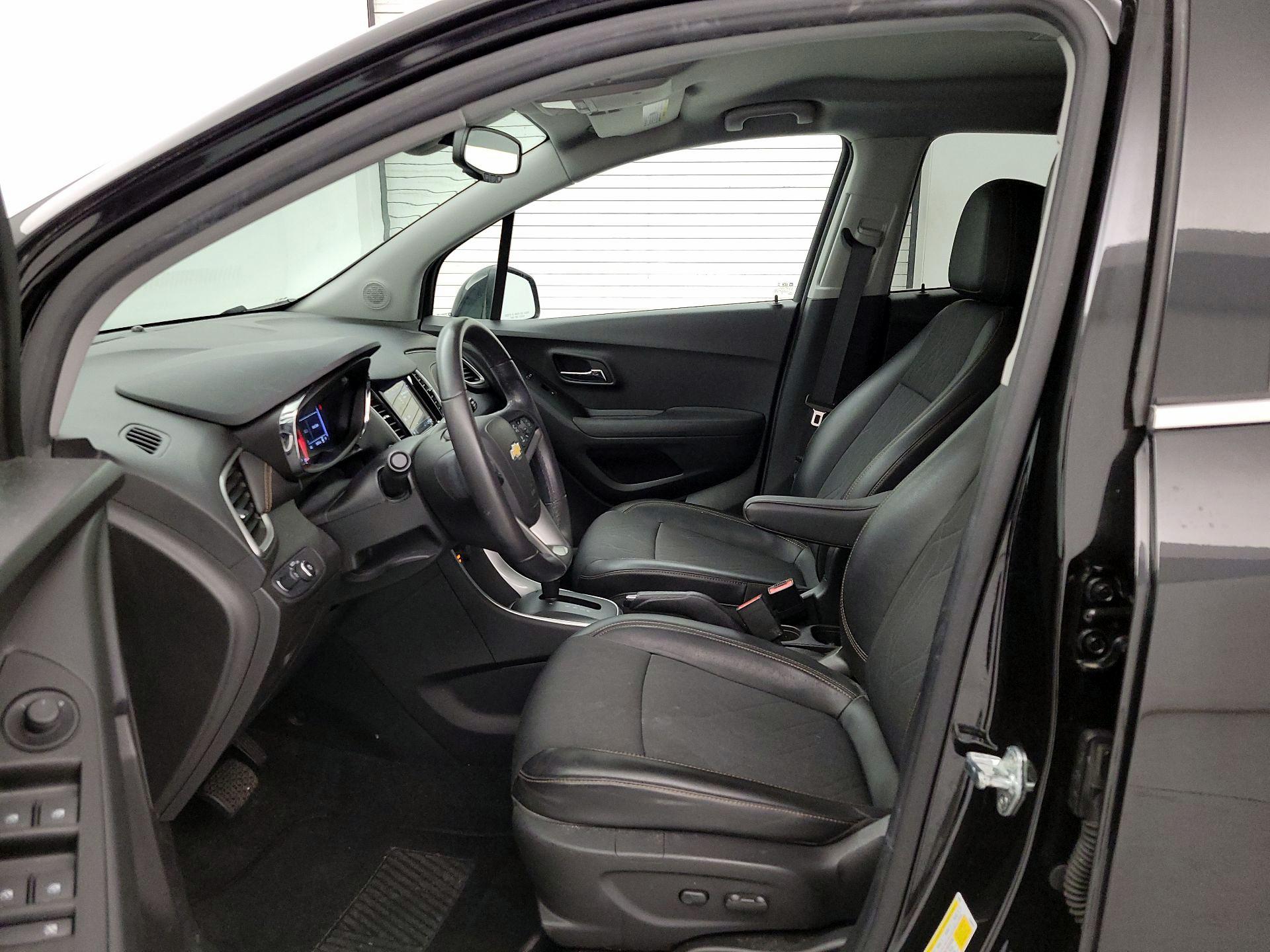 Thumbnail: 2019 Chevrolet Trax - 11