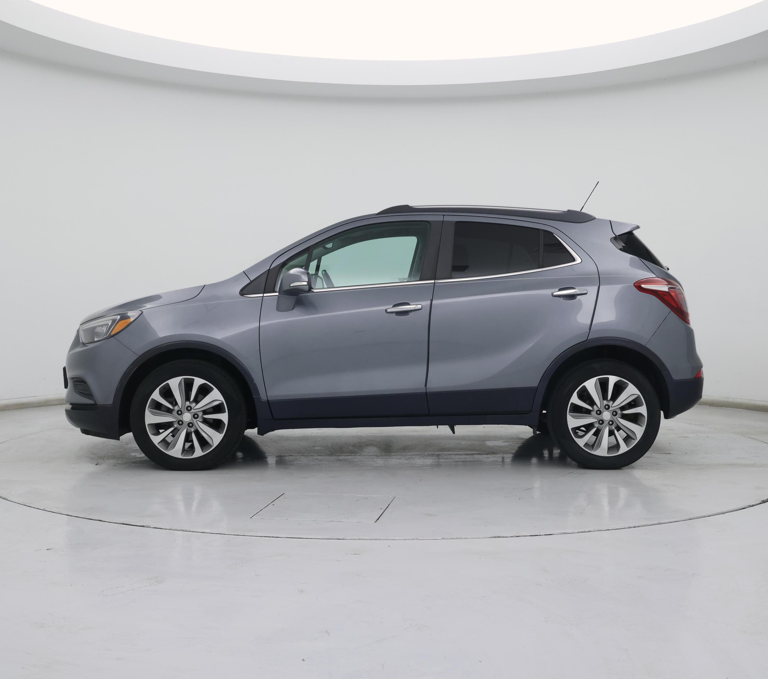 Thumbnail: 2019 Buick Encore - 3