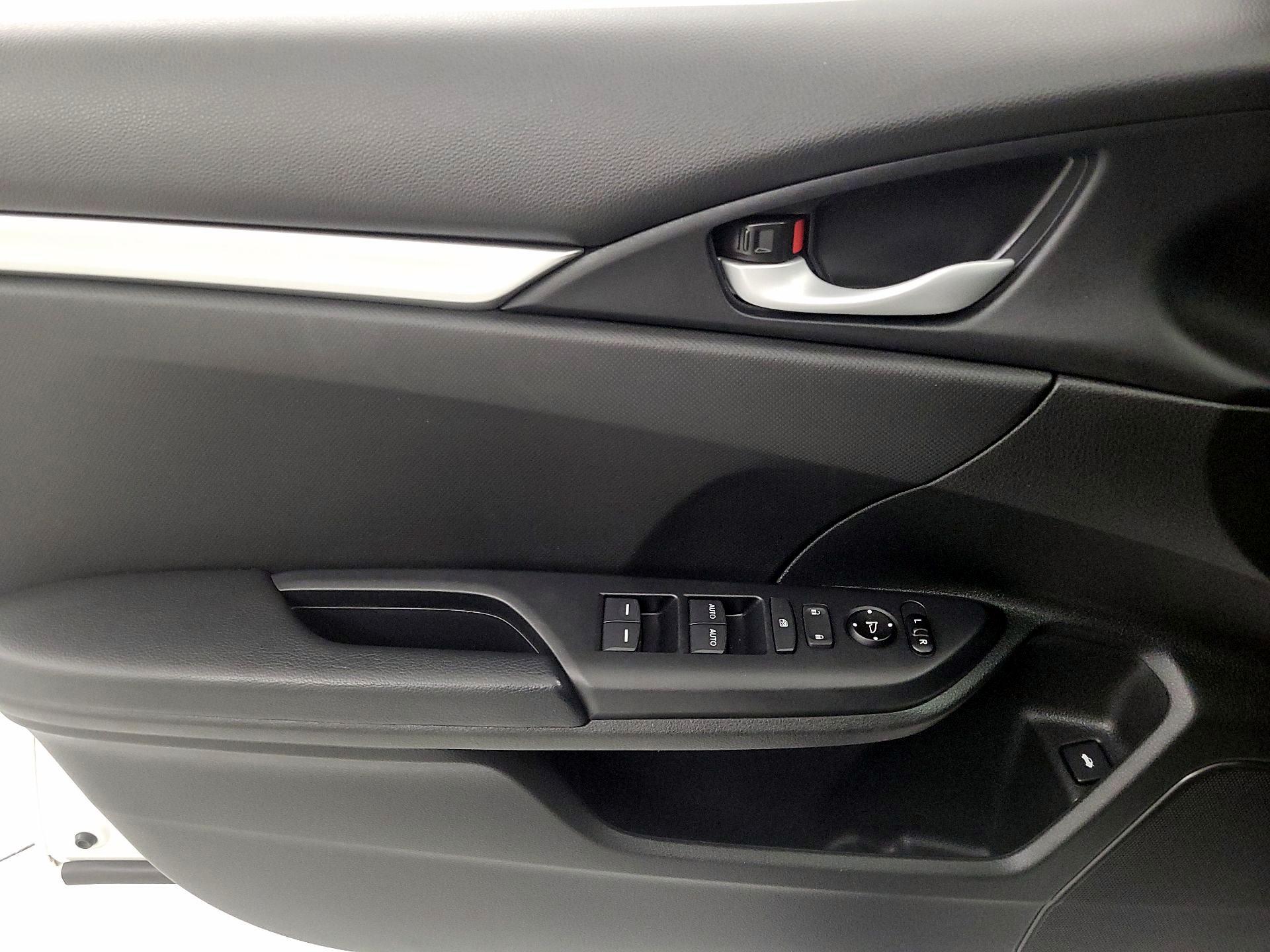 Thumbnail: 2019 Honda Civic - 12