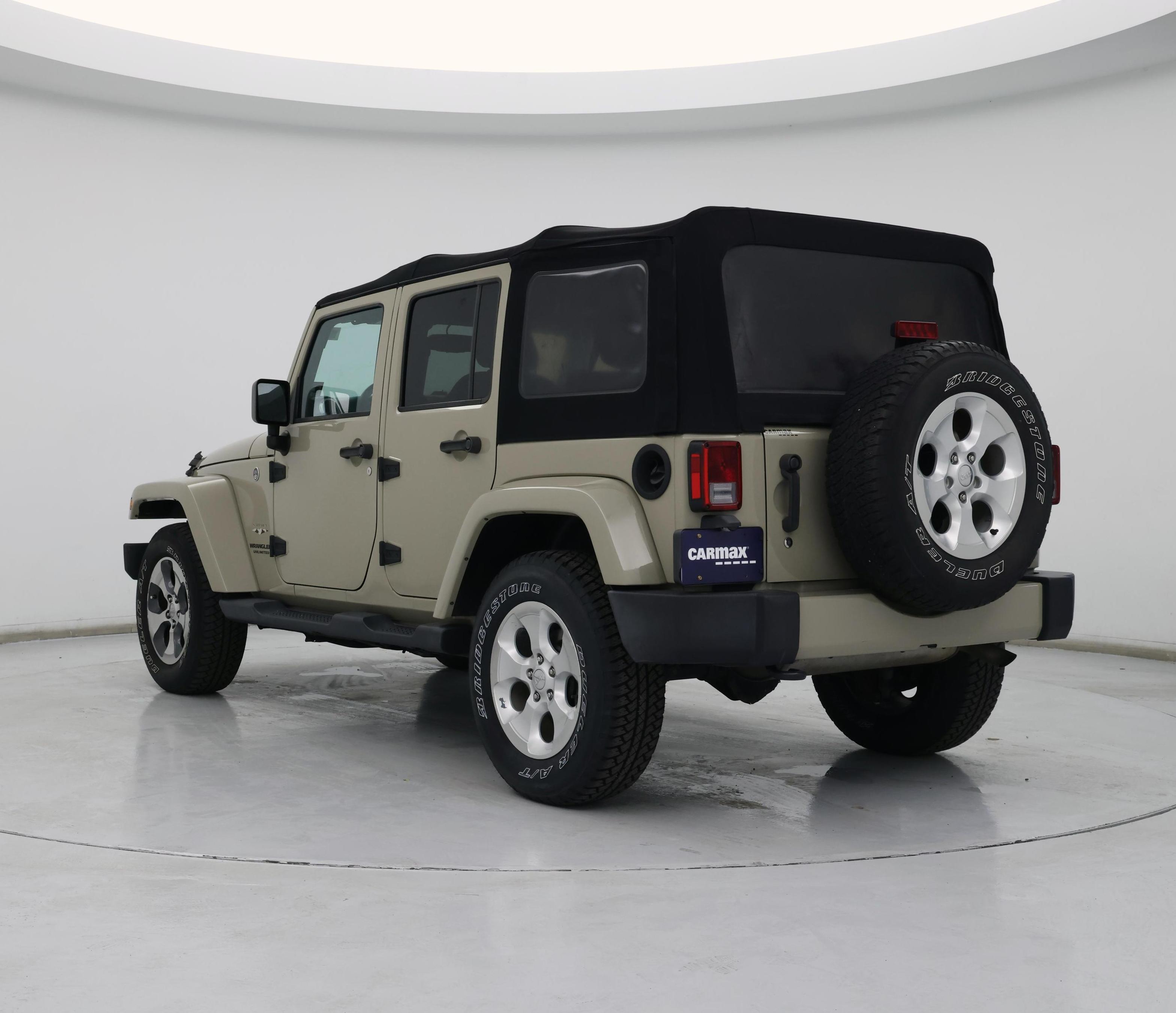 Thumbnail: 2017 Jeep Wrangler - 2