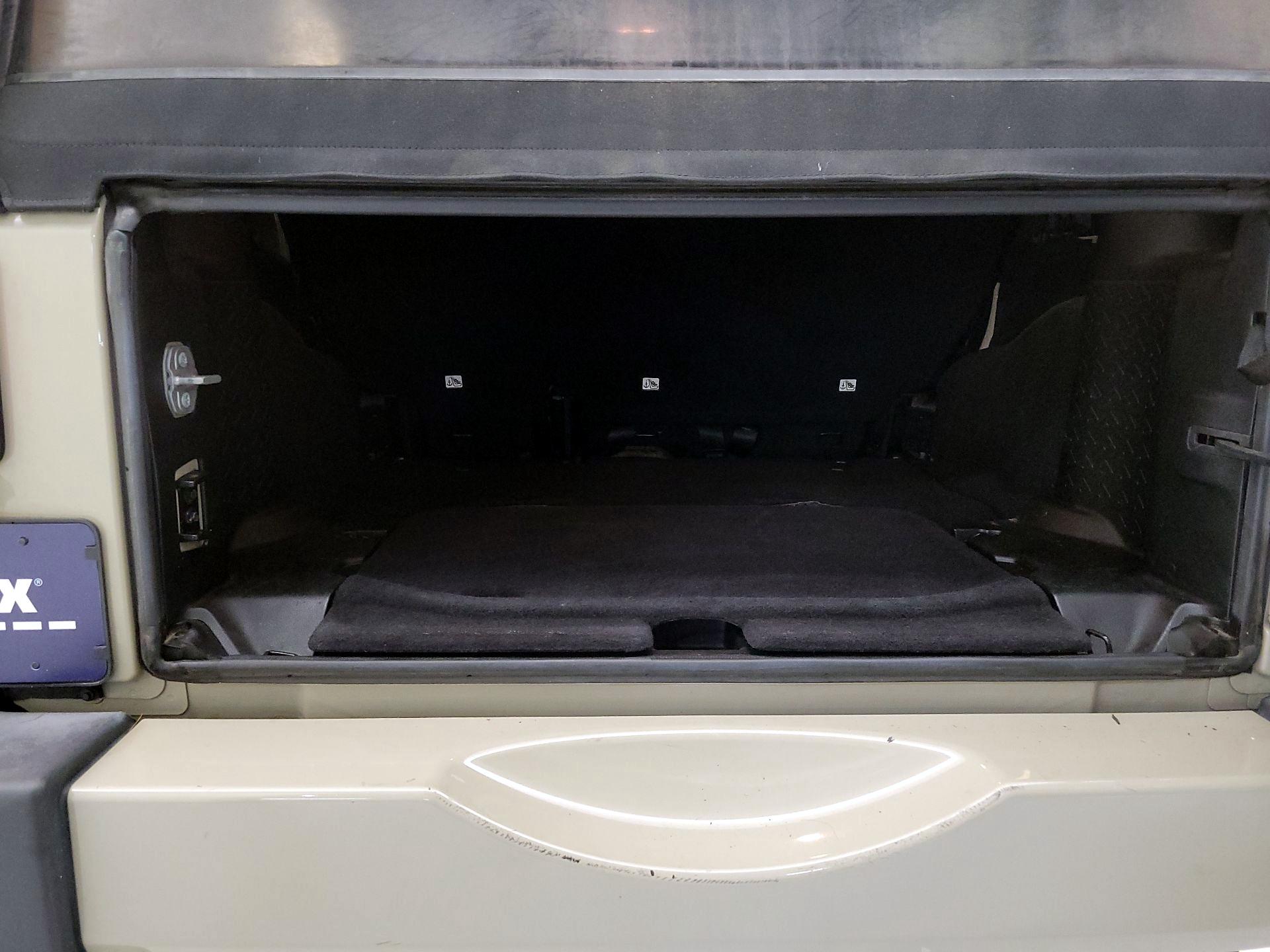 Thumbnail: 2017 Jeep Wrangler - 19