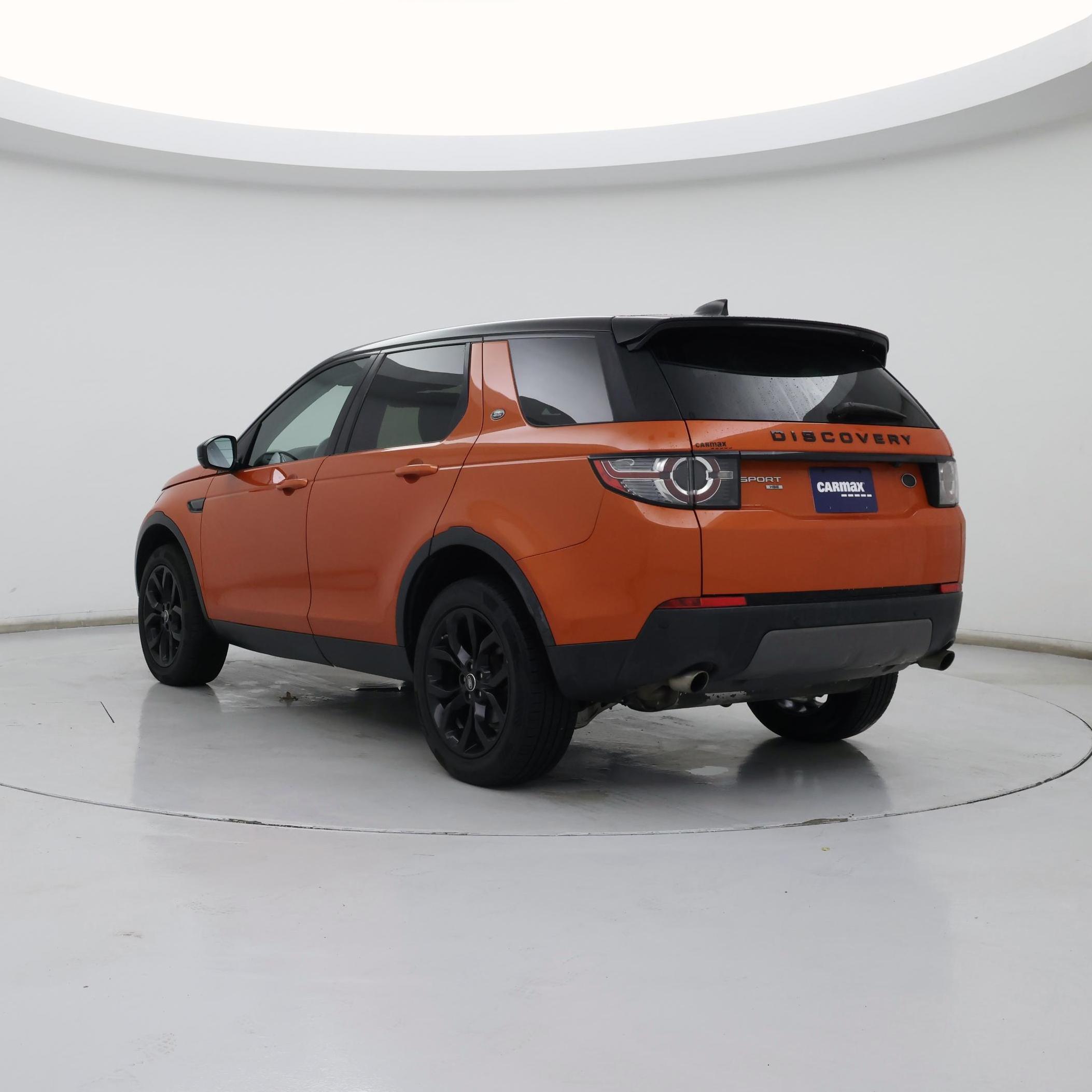 Thumbnail: 2017 Land Rover Discovery Sport - 2