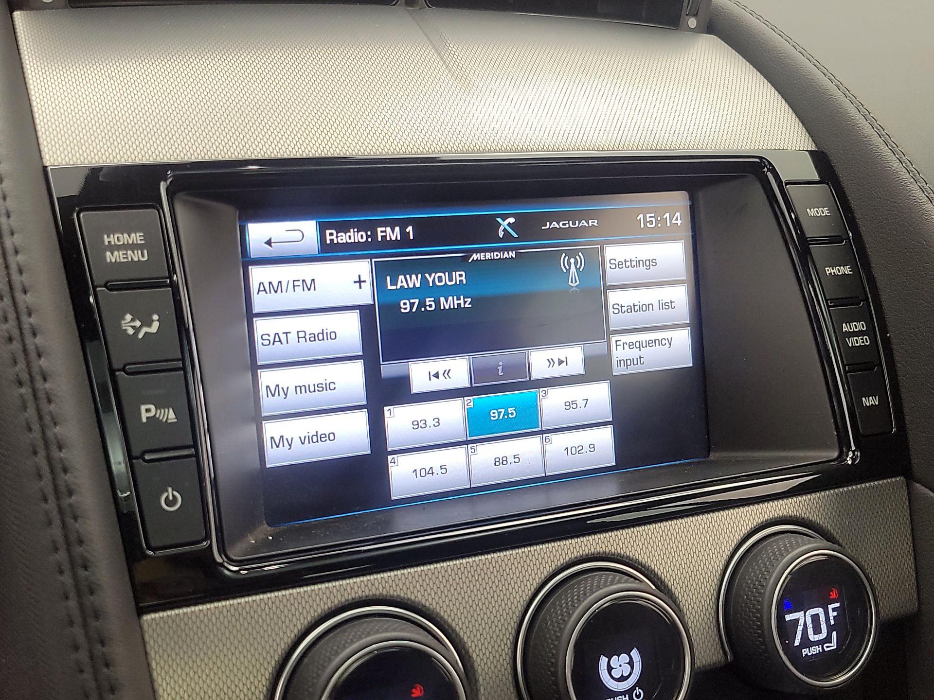 Thumbnail: 2015 Jaguar F-Type - 16