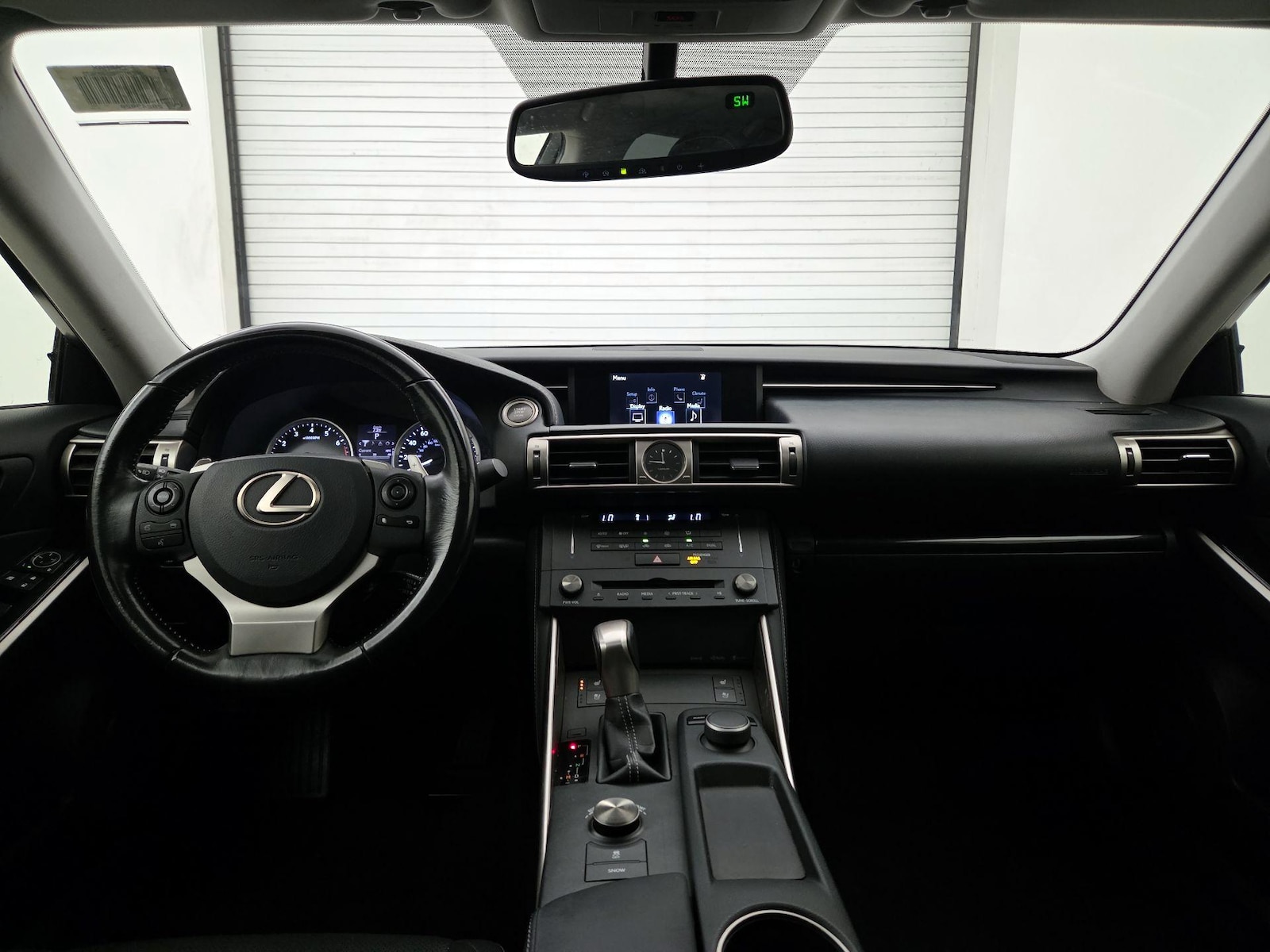 2016 Lexus IS 300 - Photo 10