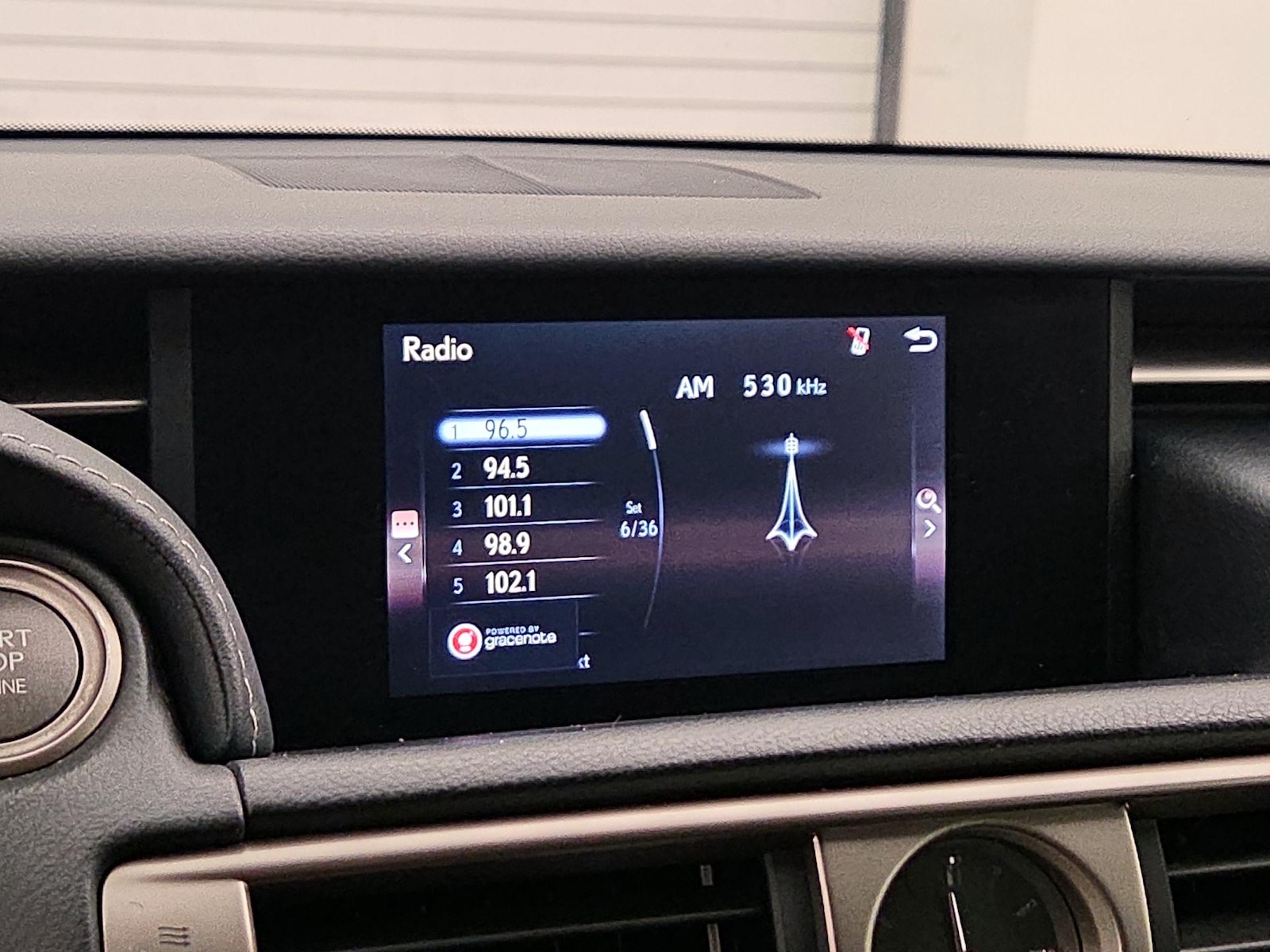 2016 Lexus IS 300 - Photo 16