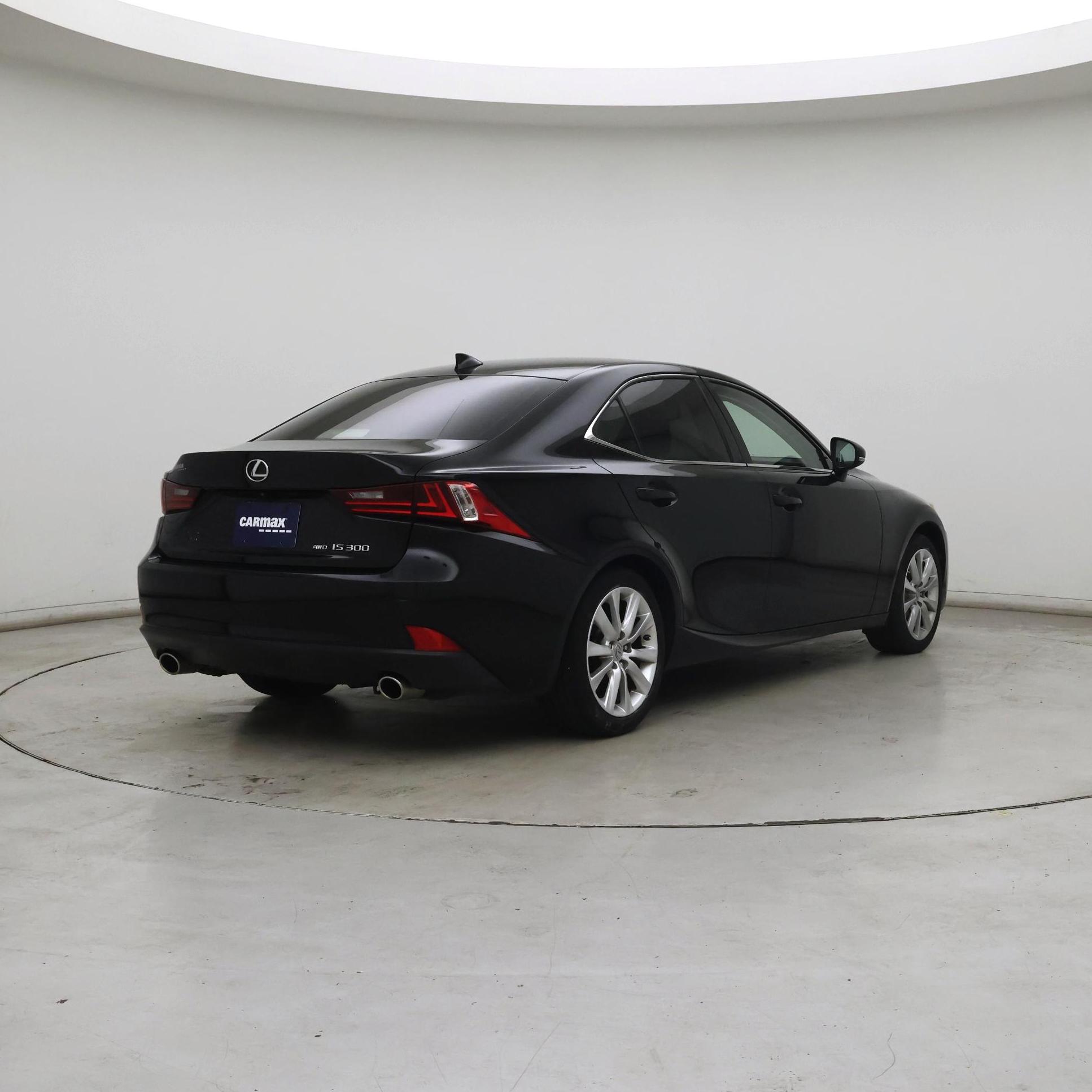 Thumbnail: 2016 Lexus IS - 8