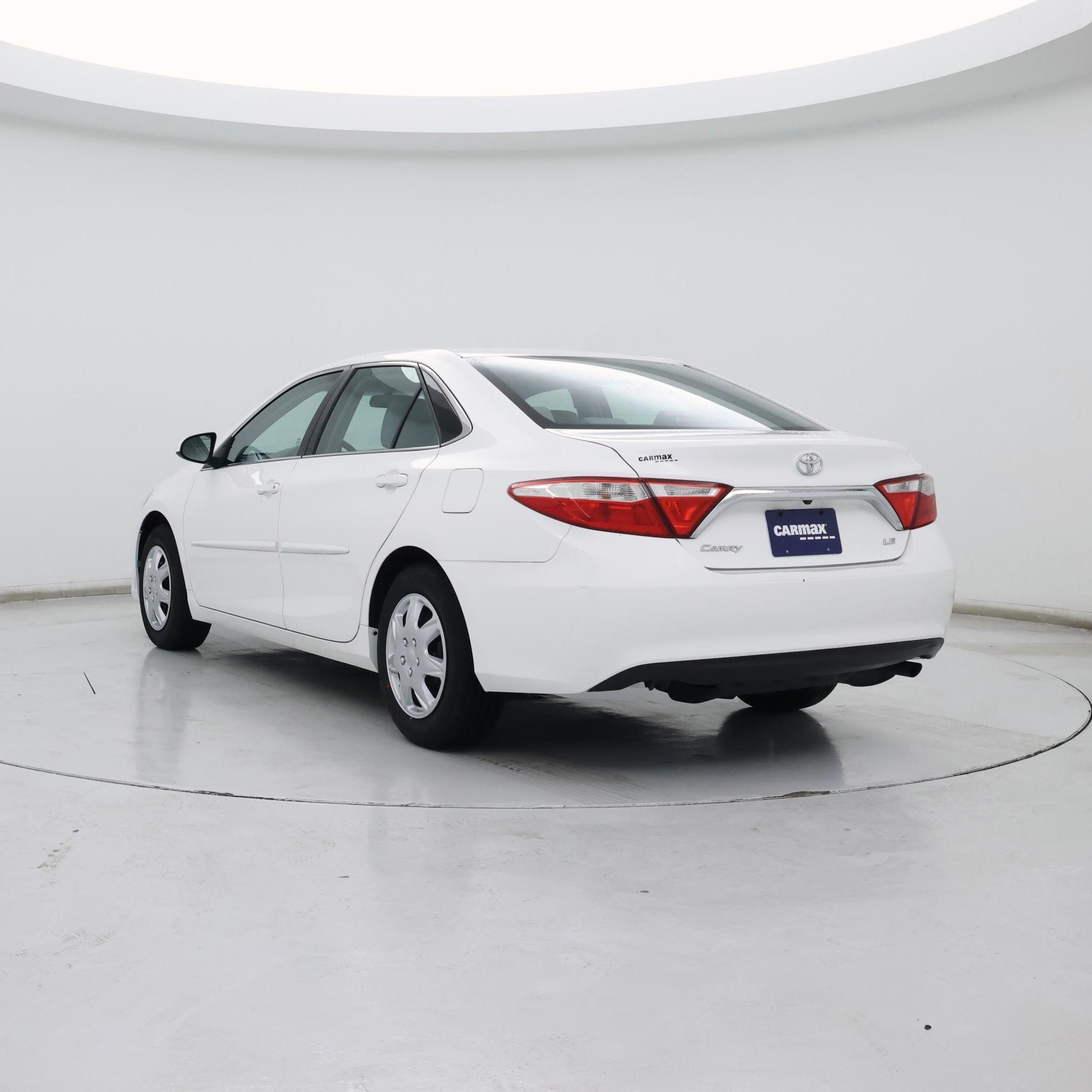 Thumbnail: 2016 Toyota Camry - 2