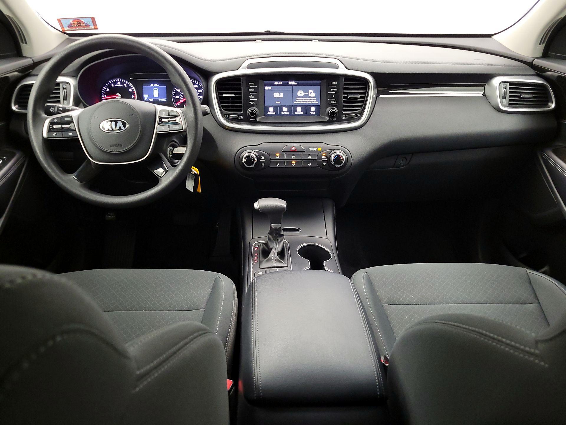 Thumbnail: 2020 Kia Sorento - 9
