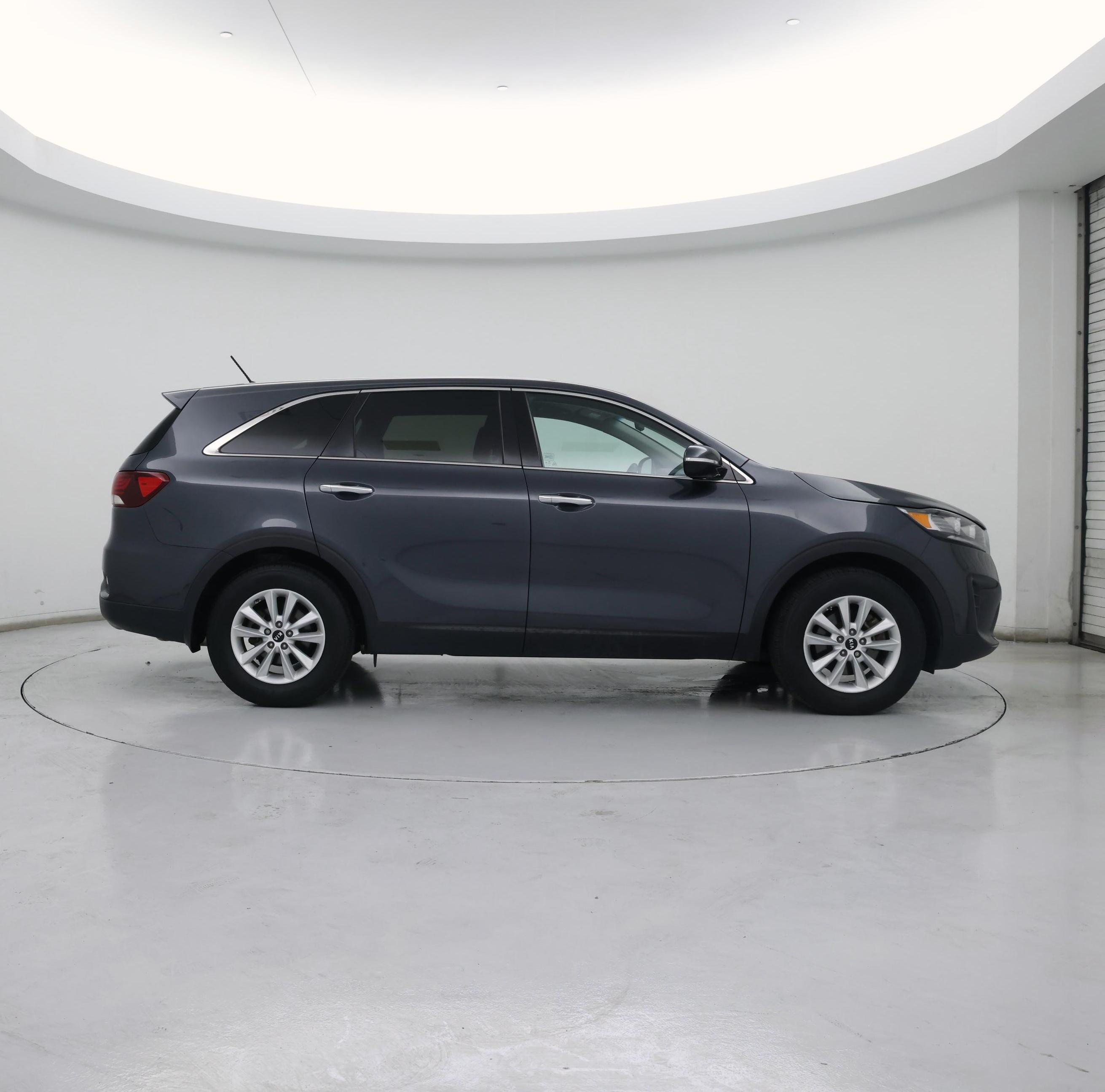 Thumbnail: 2020 Kia Sorento - 7