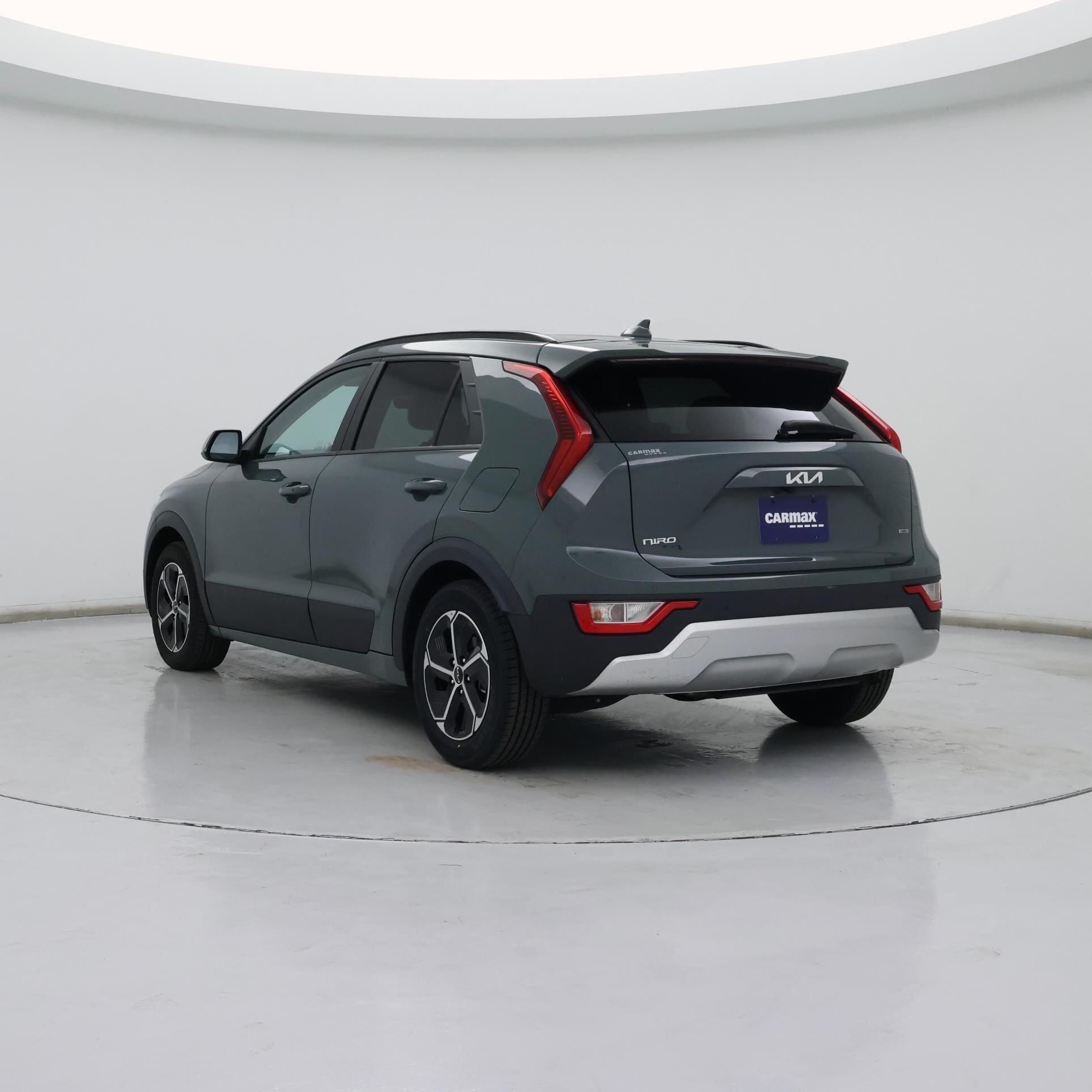 Thumbnail: 2023 Kia Niro - 2