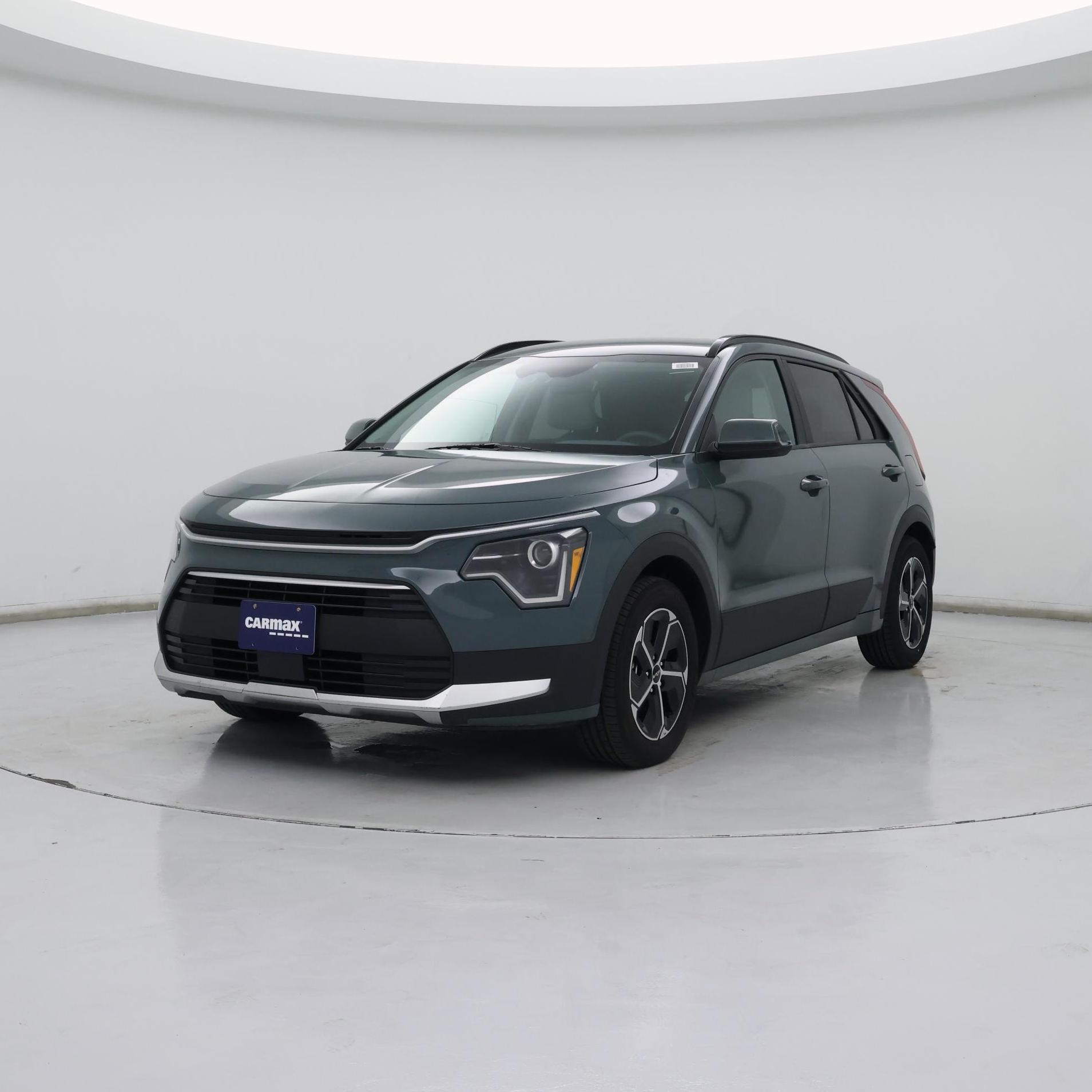 Thumbnail: 2023 Kia Niro - 4