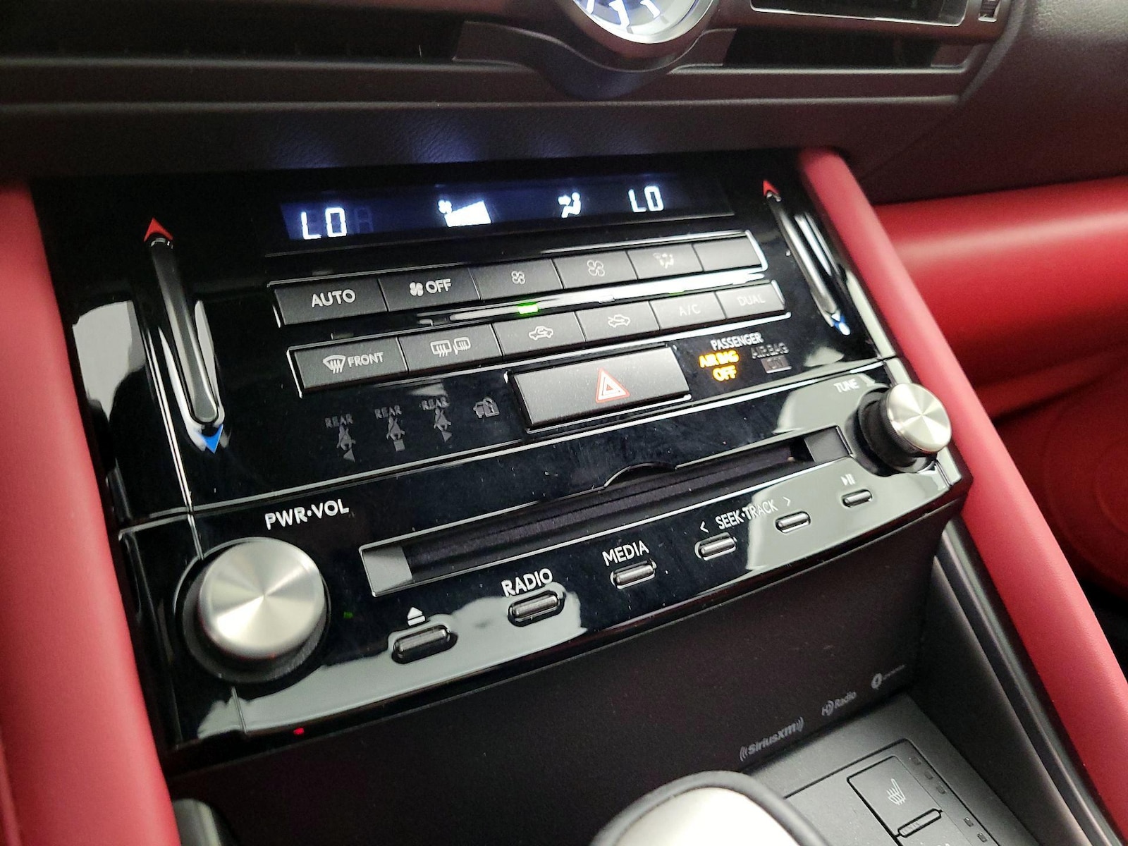 2023 Lexus IS 350 F SPORT - Photo 18