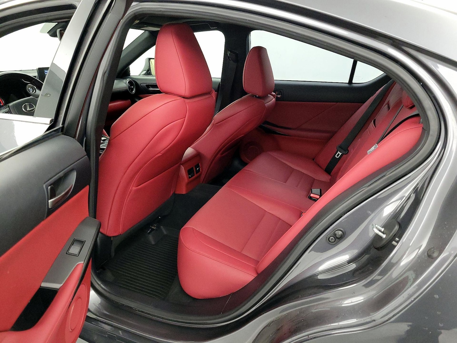 2023 Lexus IS 350 F SPORT - Photo 21