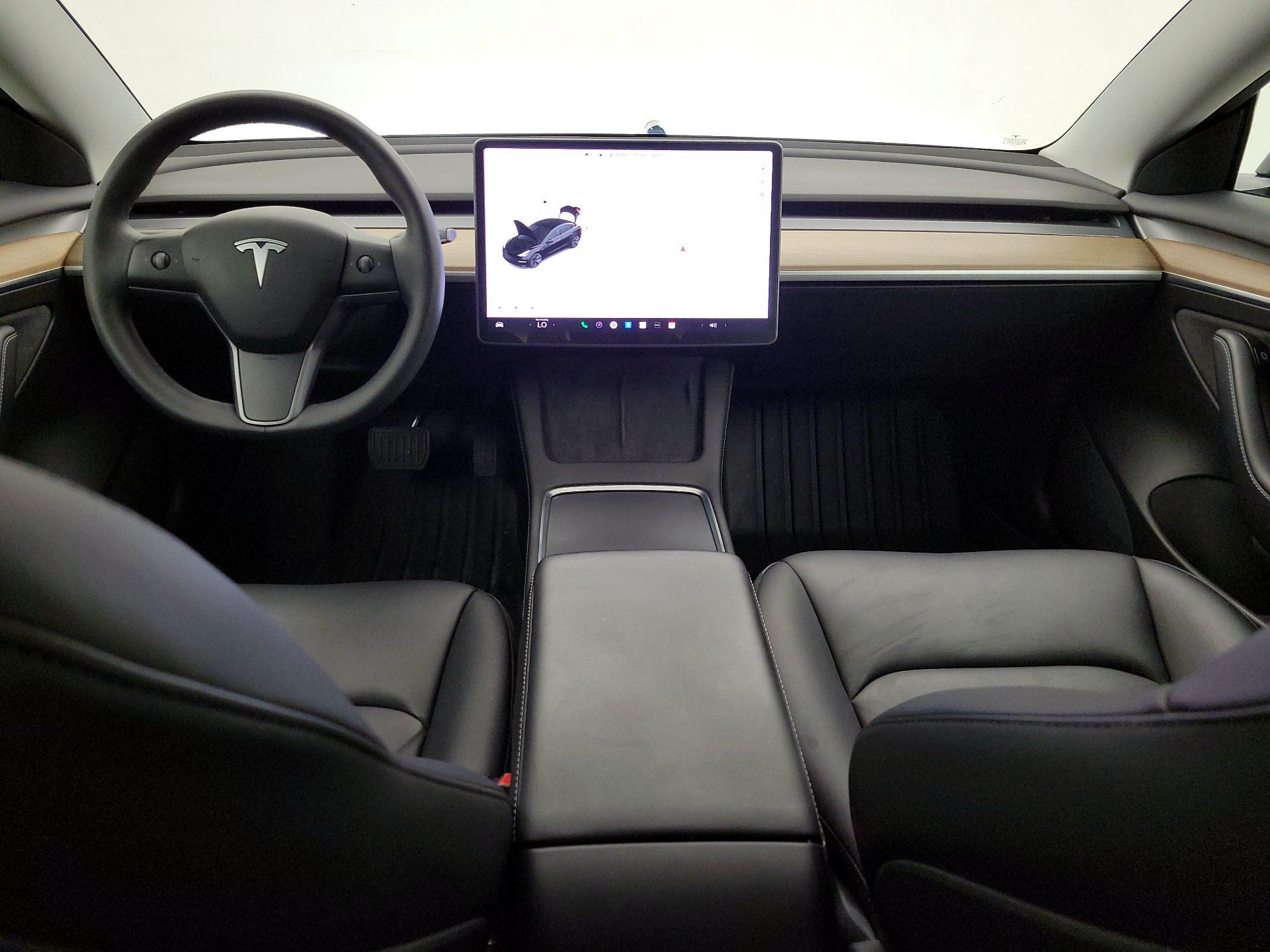 Thumbnail: 2021 Tesla Model 3 - 9