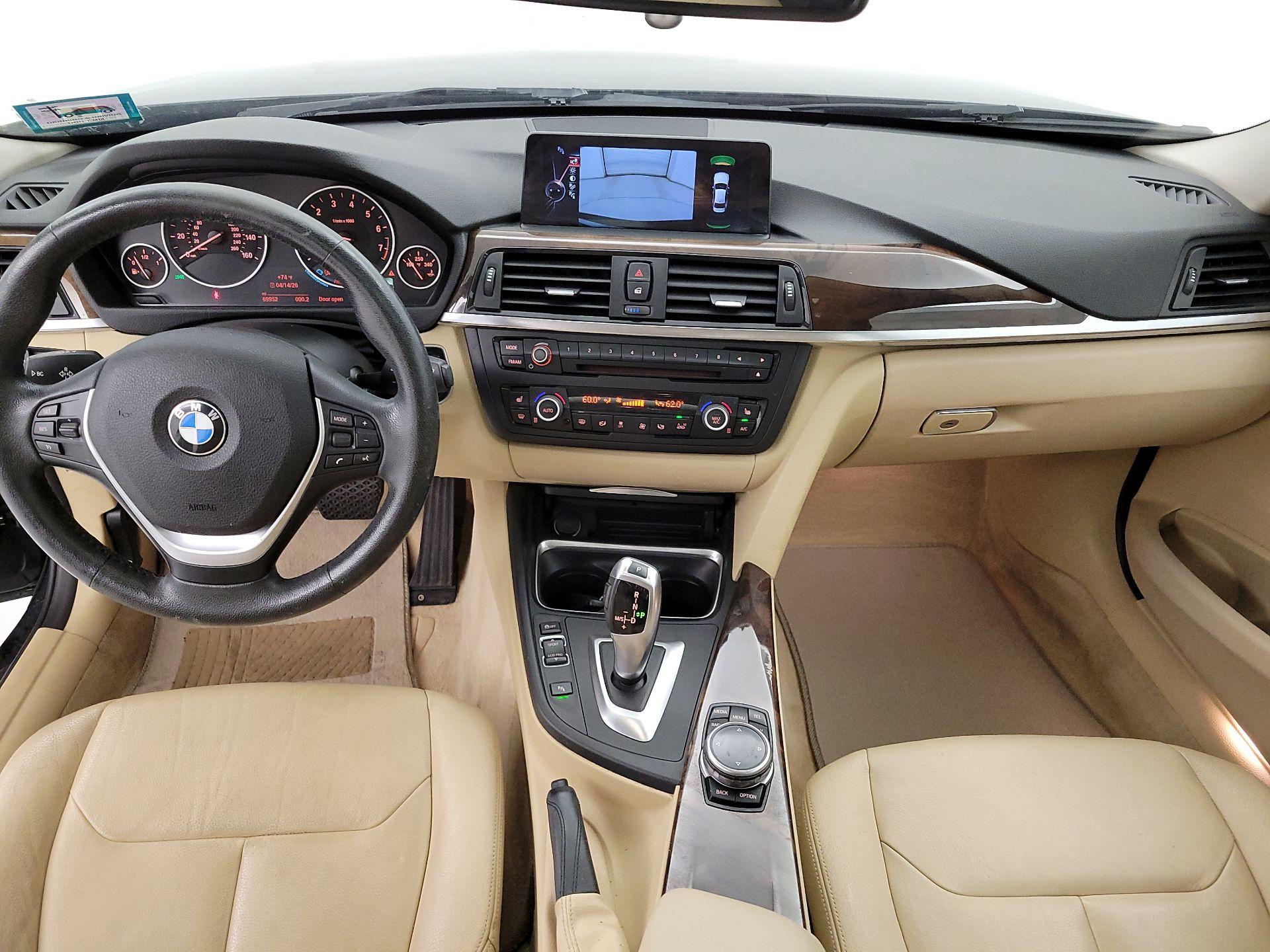 Thumbnail: 2015 BMW 3 Series - 9