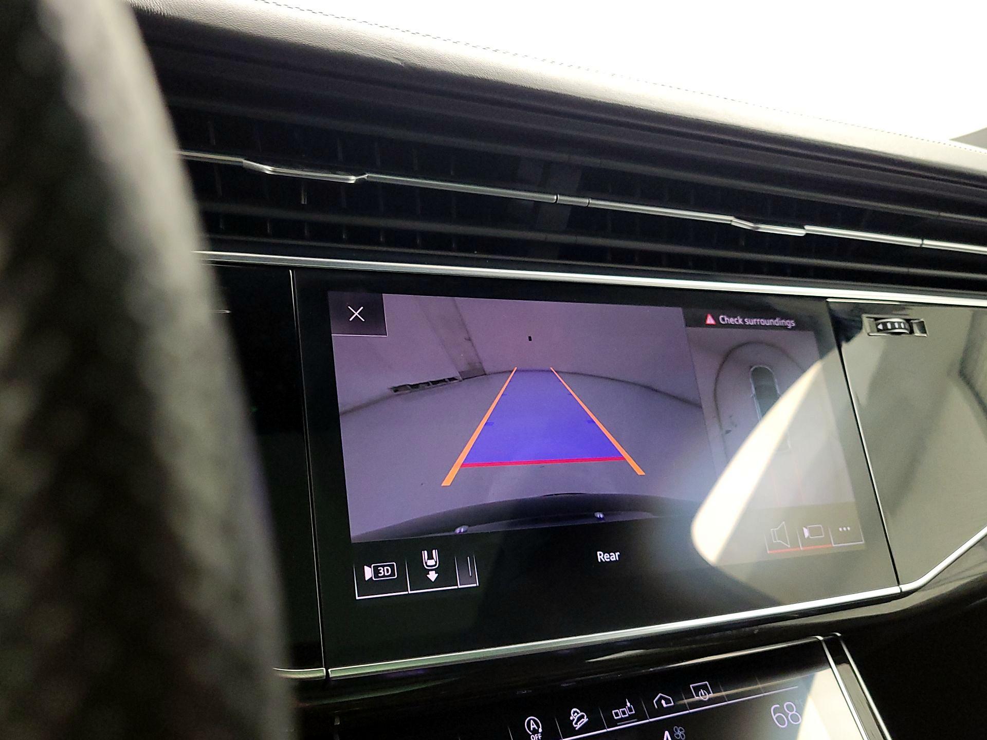 Thumbnail: 2020 Audi SQ7 - 15