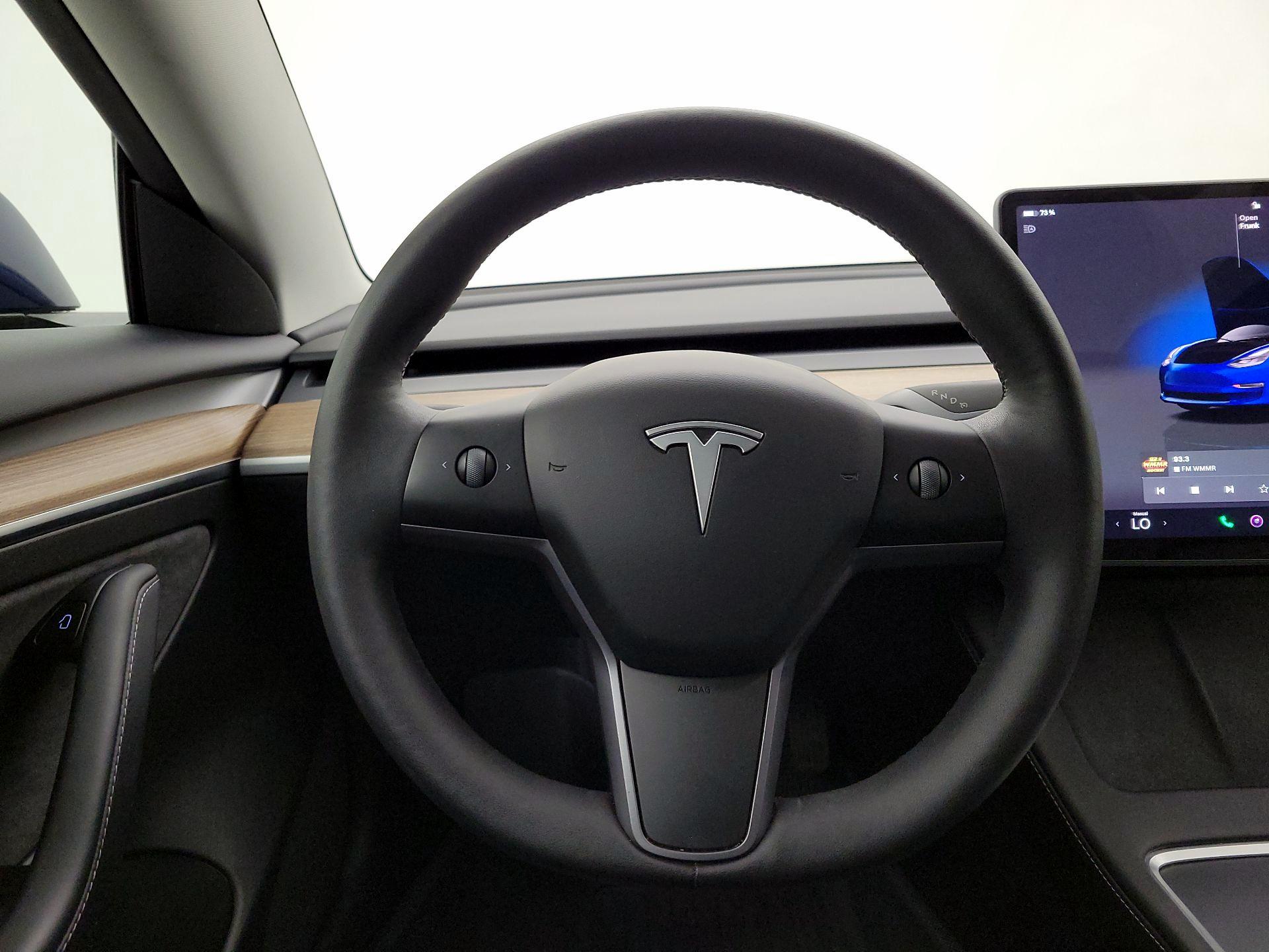 Thumbnail: 2023 Tesla Model 3 - 10