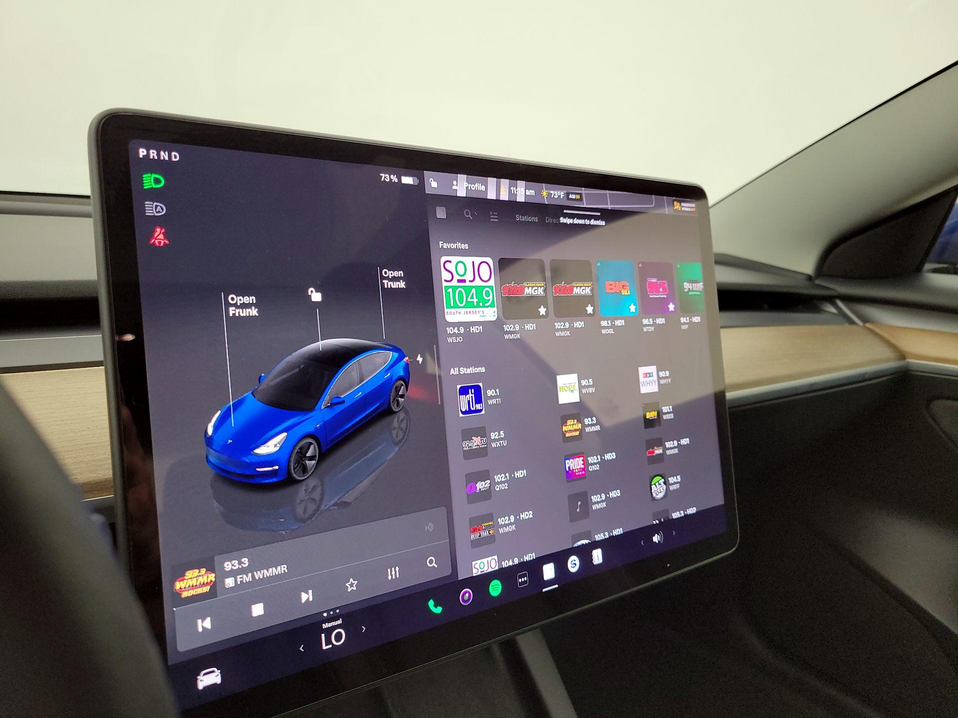 Thumbnail: 2023 Tesla Model 3 - 15