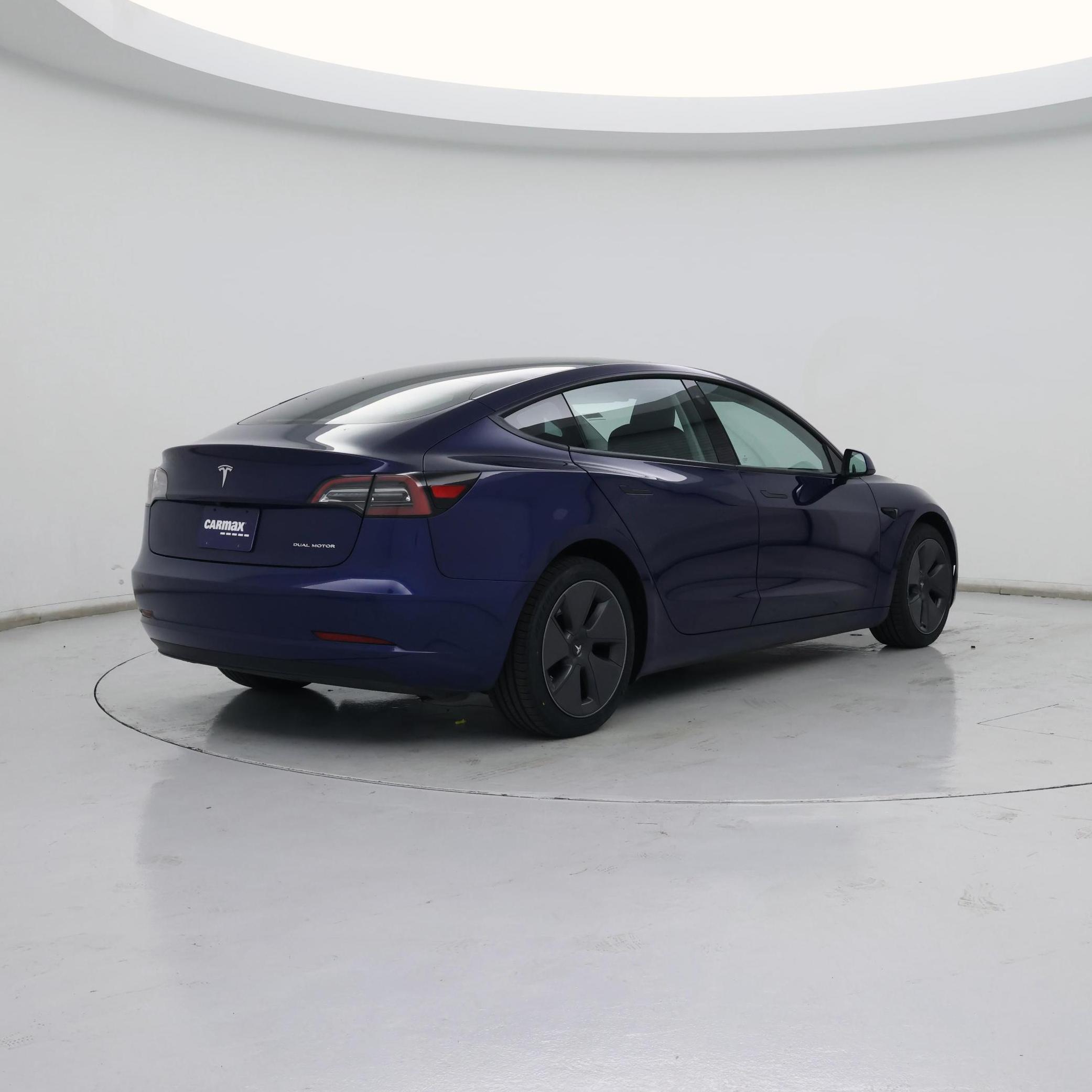 Thumbnail: 2023 Tesla Model 3 - 8