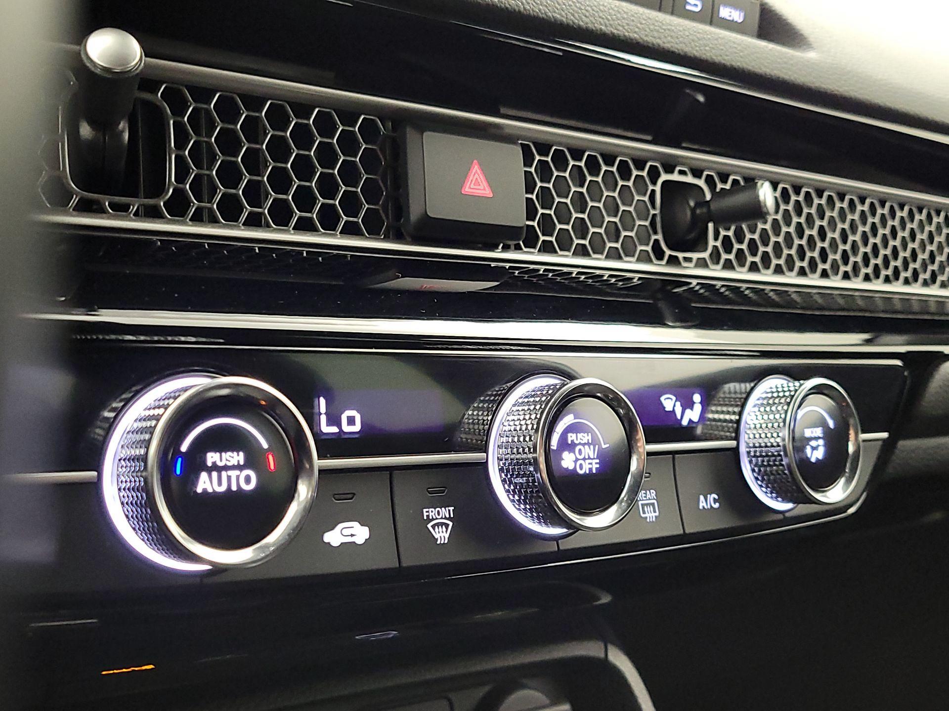 Thumbnail: 2024 Honda Civic - 16