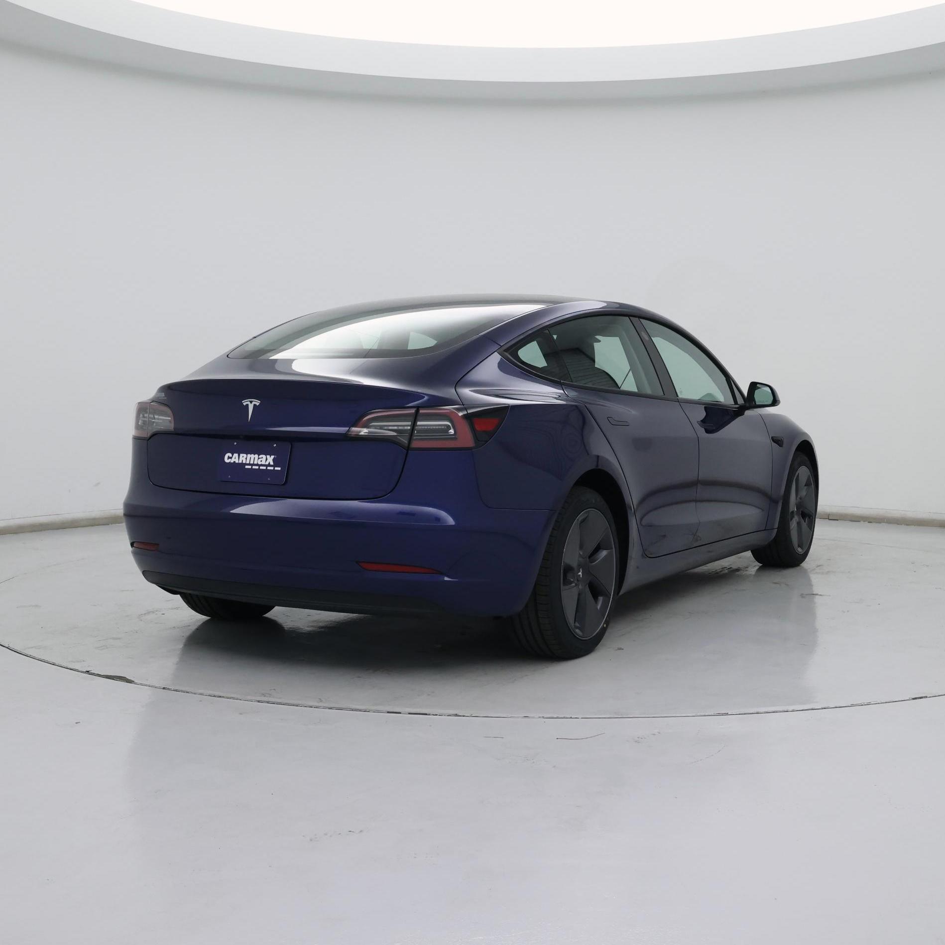 Thumbnail: 2023 Tesla Model 3 - 8
